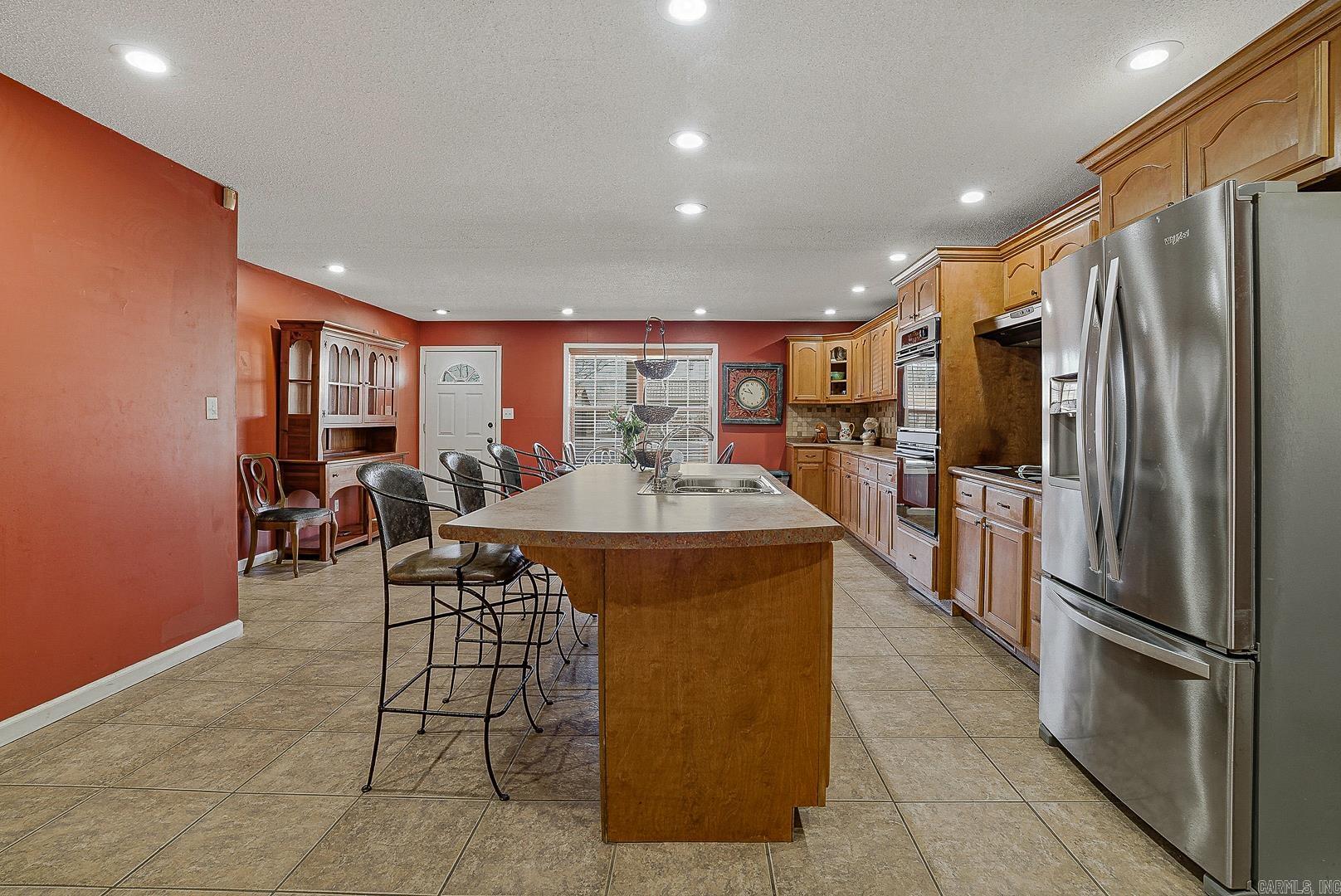 BLACKWOOD & BONE - Residential