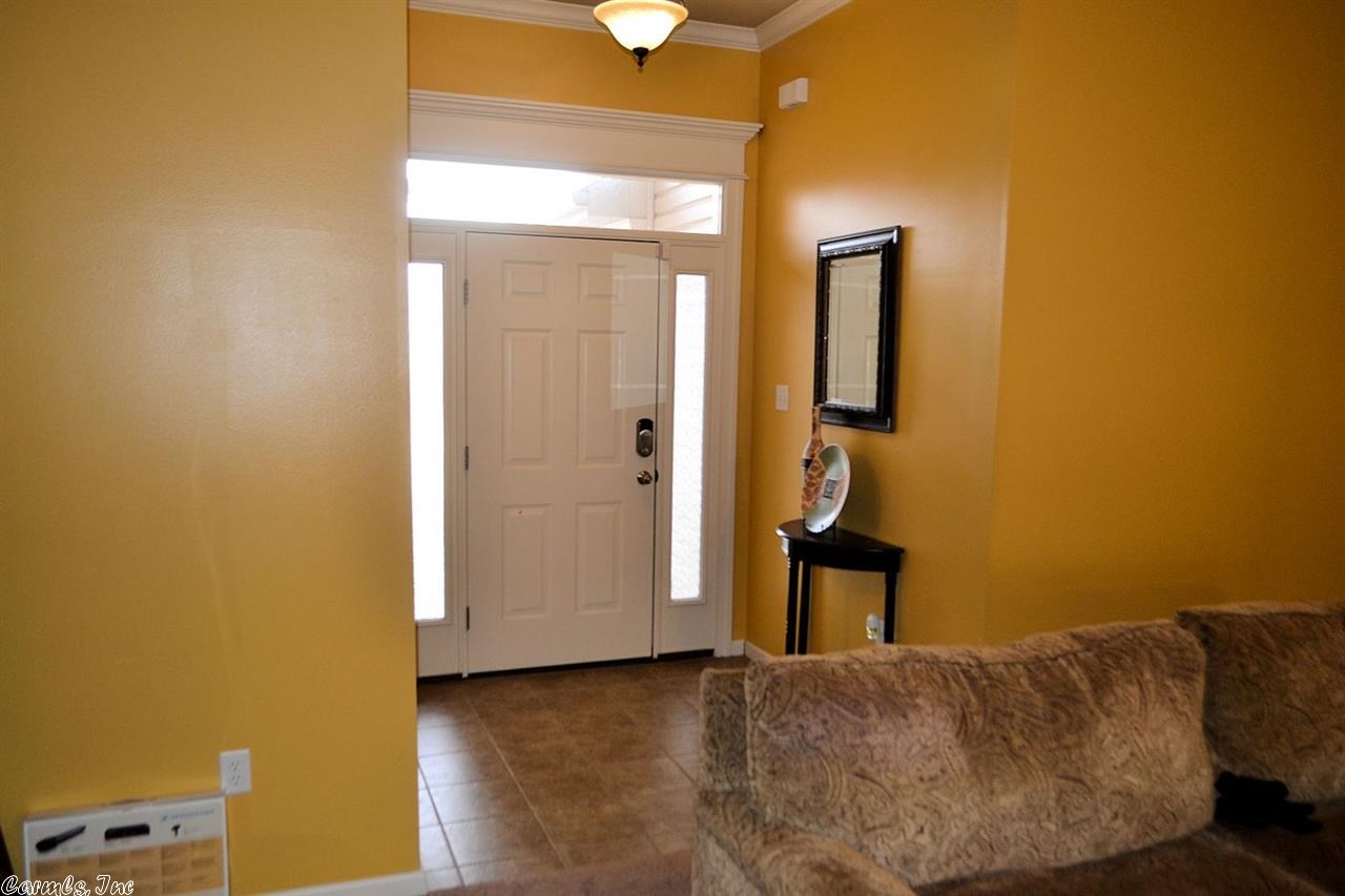 KINGS CROSSING - Residential