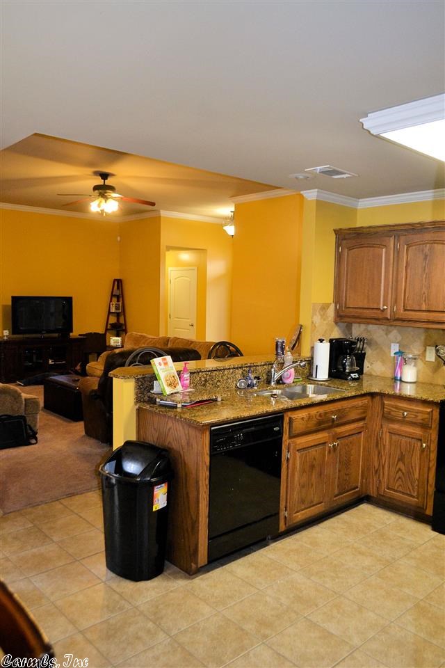 KINGS CROSSING - Residential