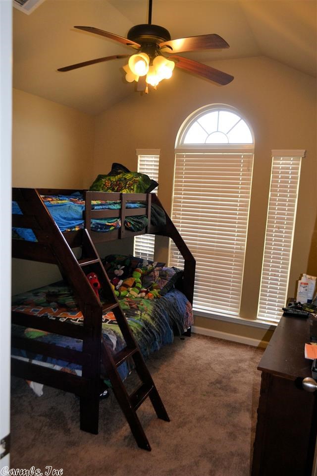 KINGS CROSSING - Residential