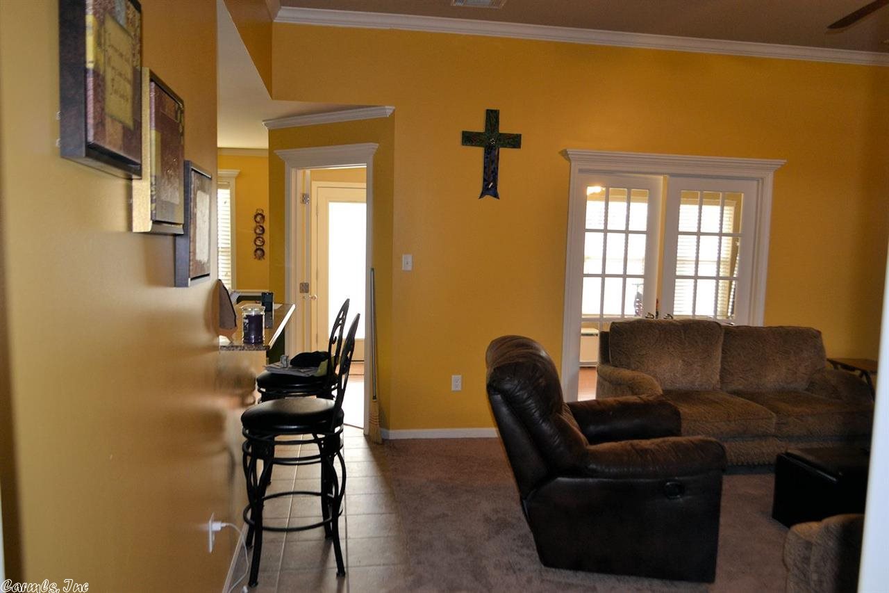 KINGS CROSSING - Residential