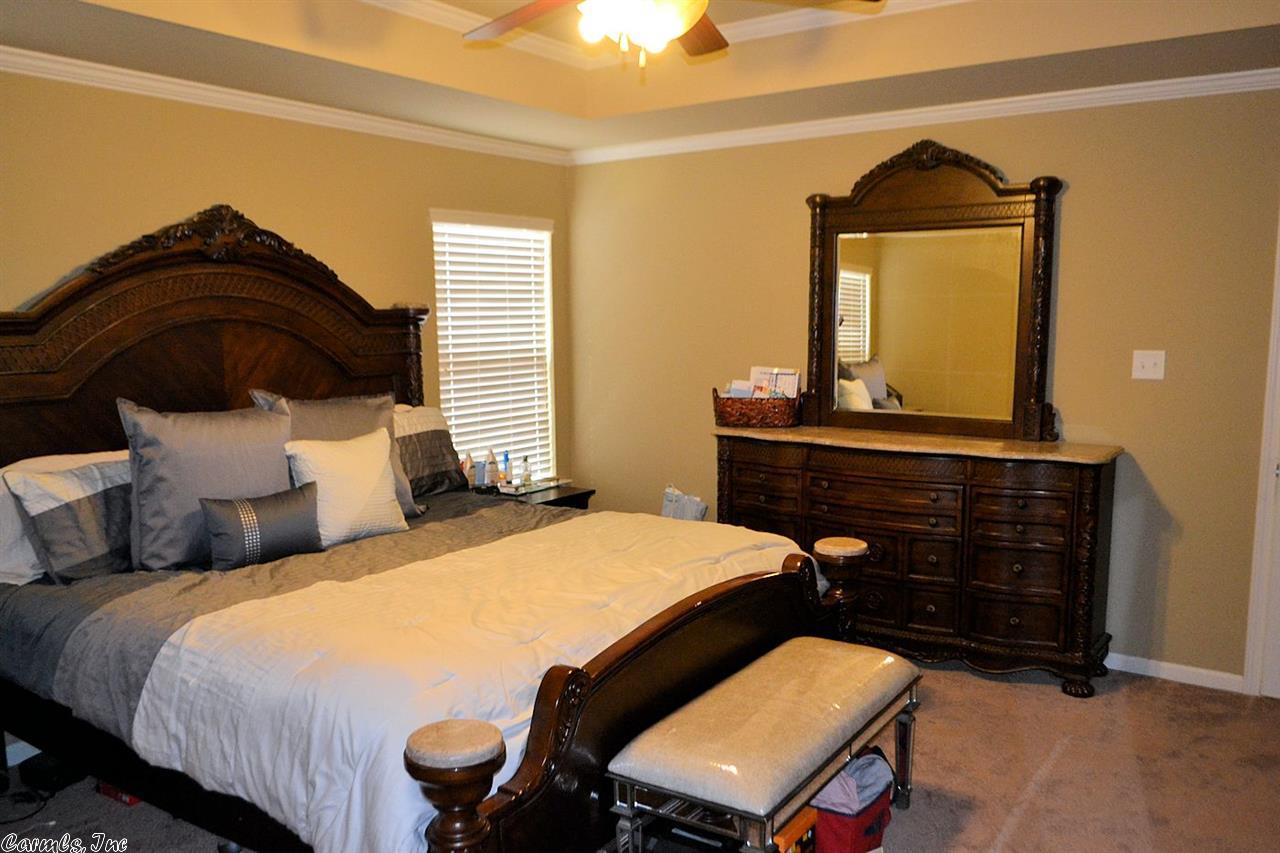 KINGS CROSSING - Residential