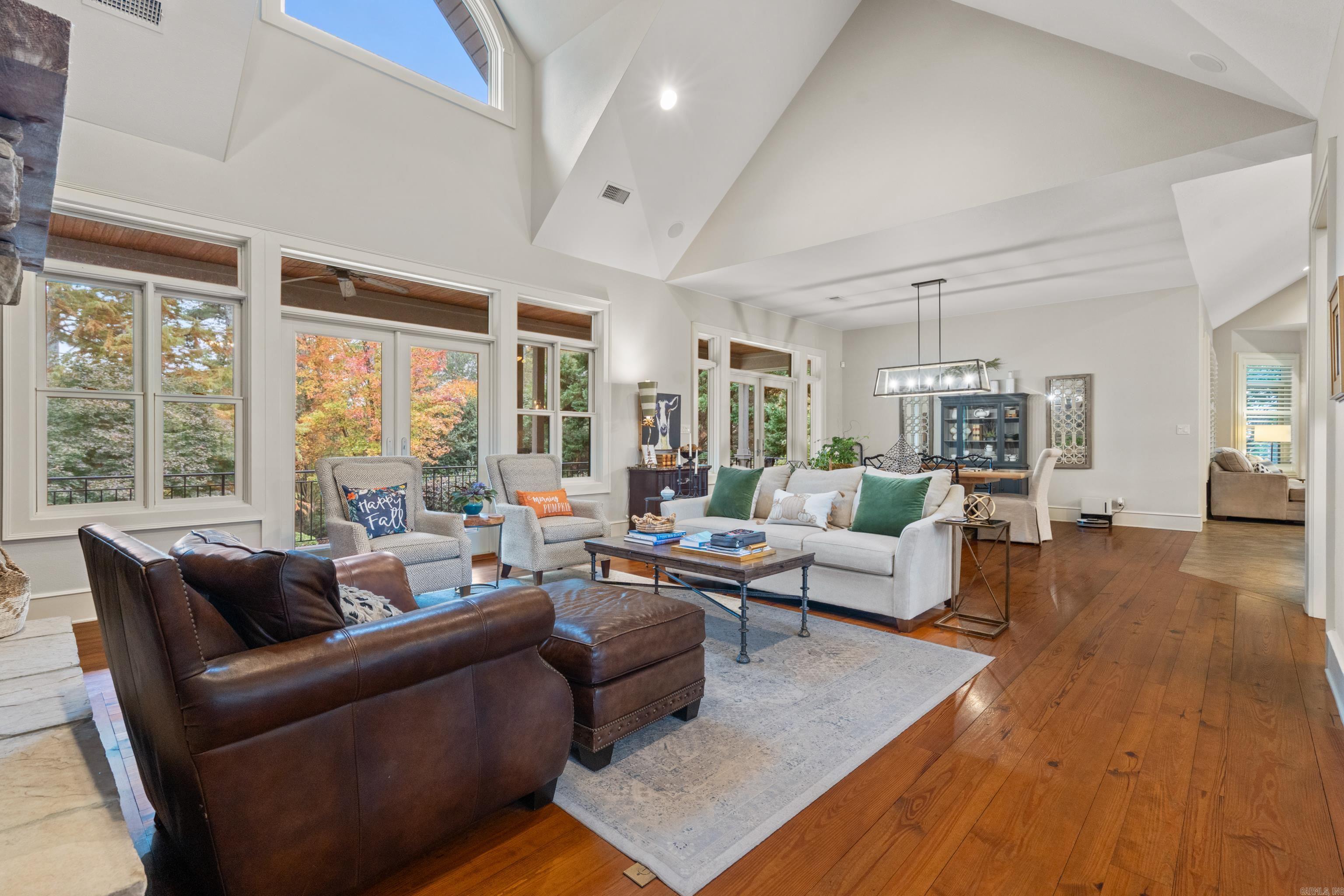 LOTUS VALLEY - Residential