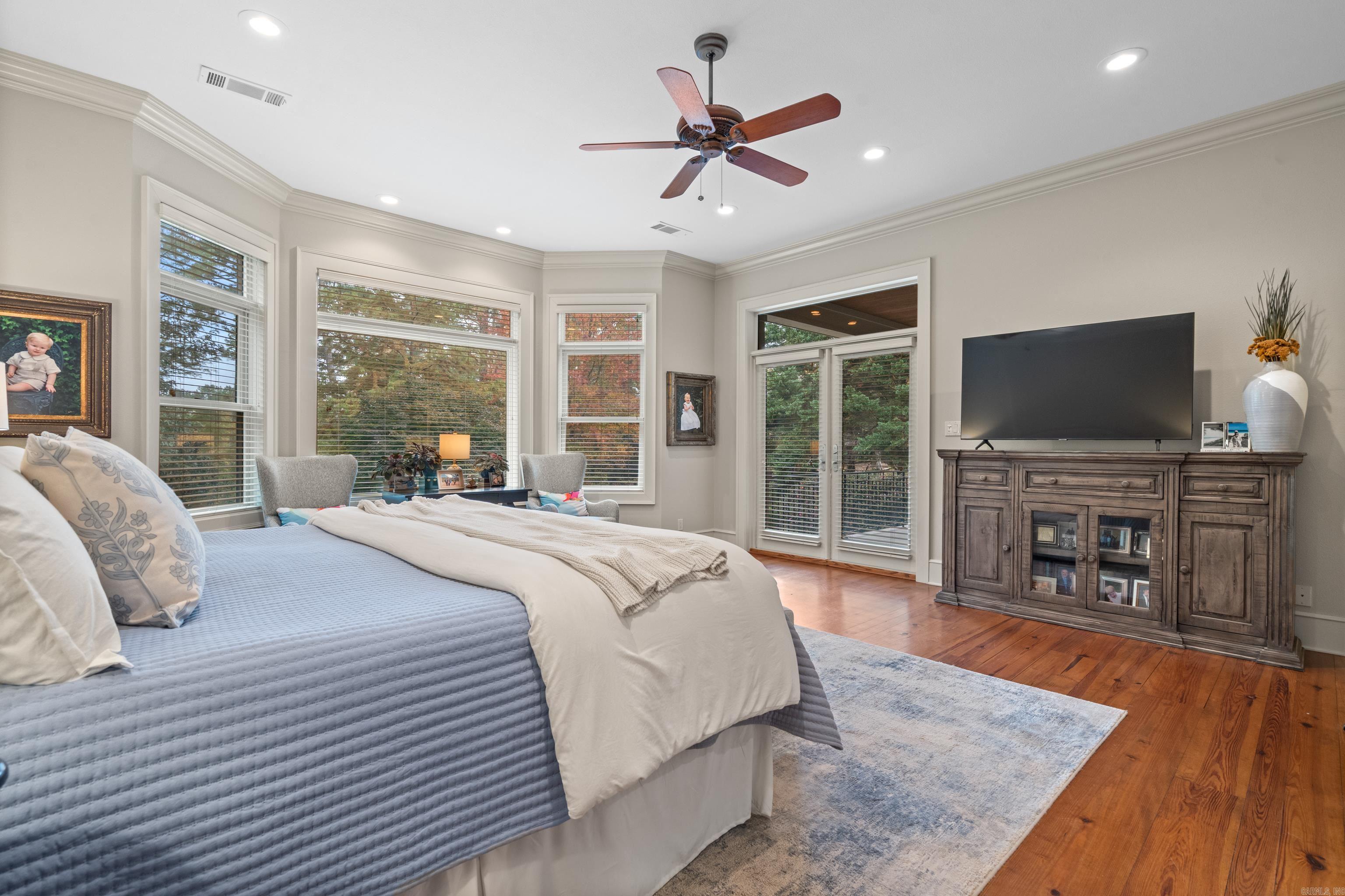 LOTUS VALLEY - Residential