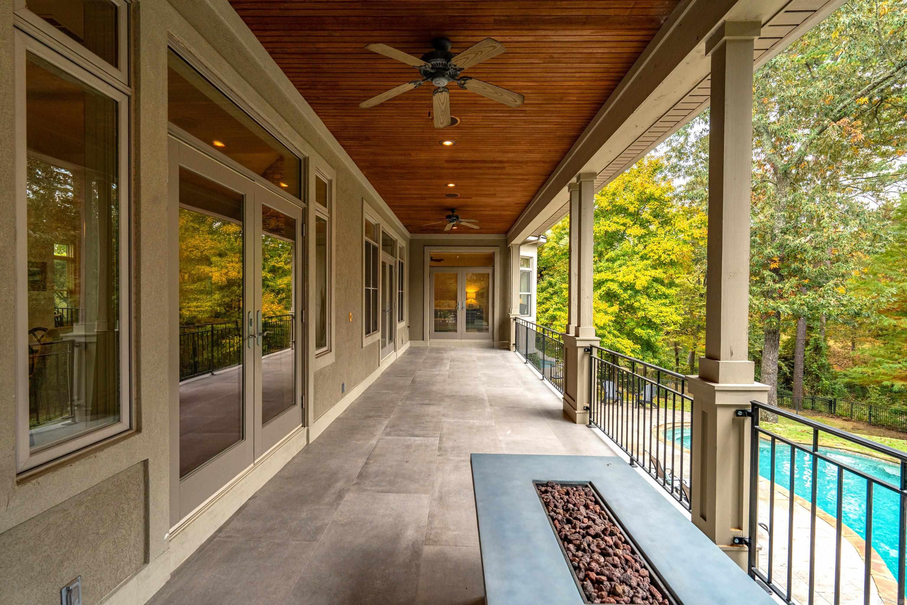 LOTUS VALLEY - Residential