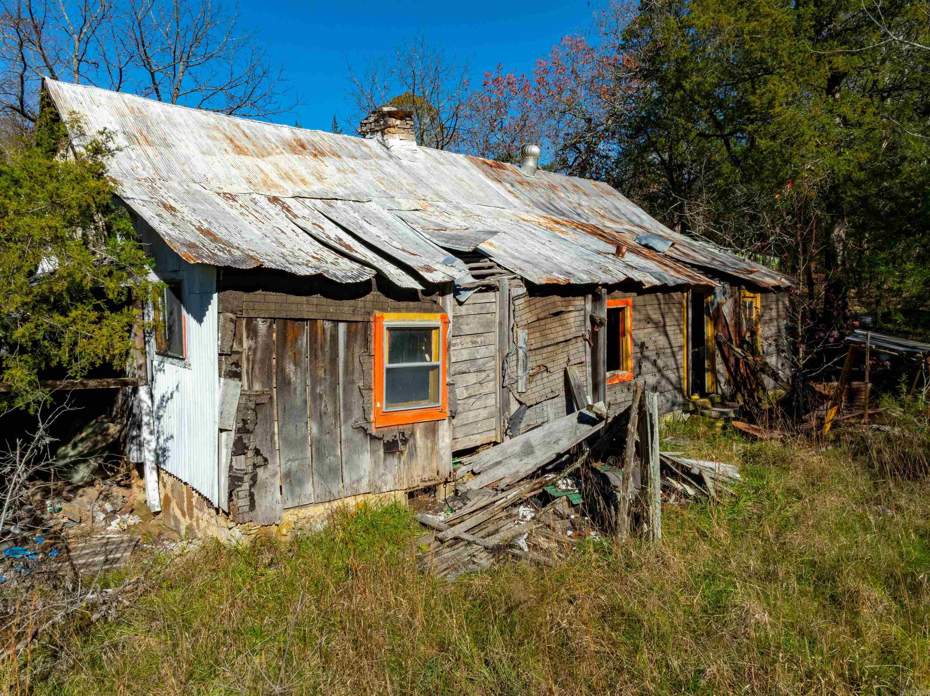 Metes & Bounds - Land