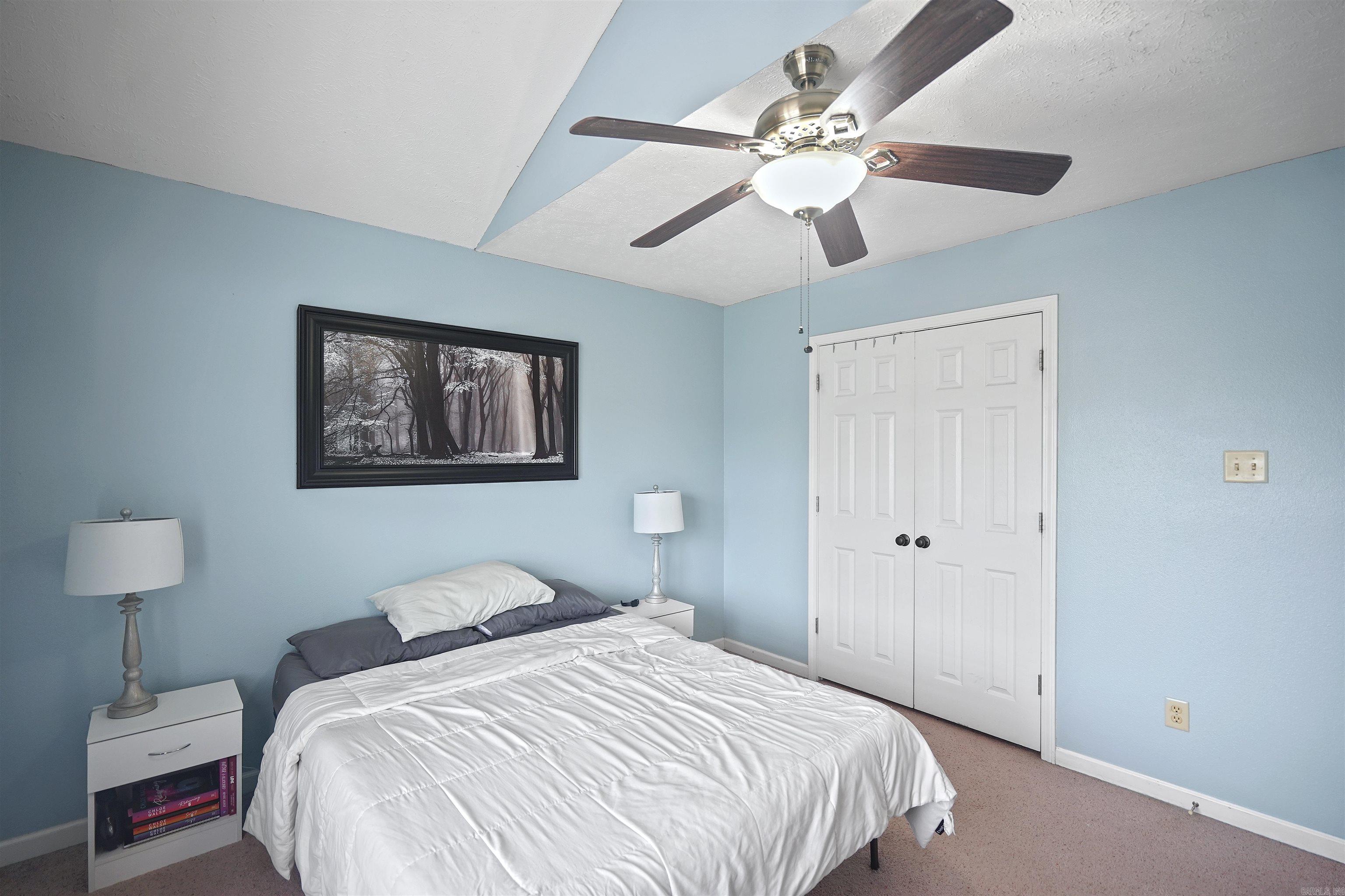 Twin Lakes - Residential