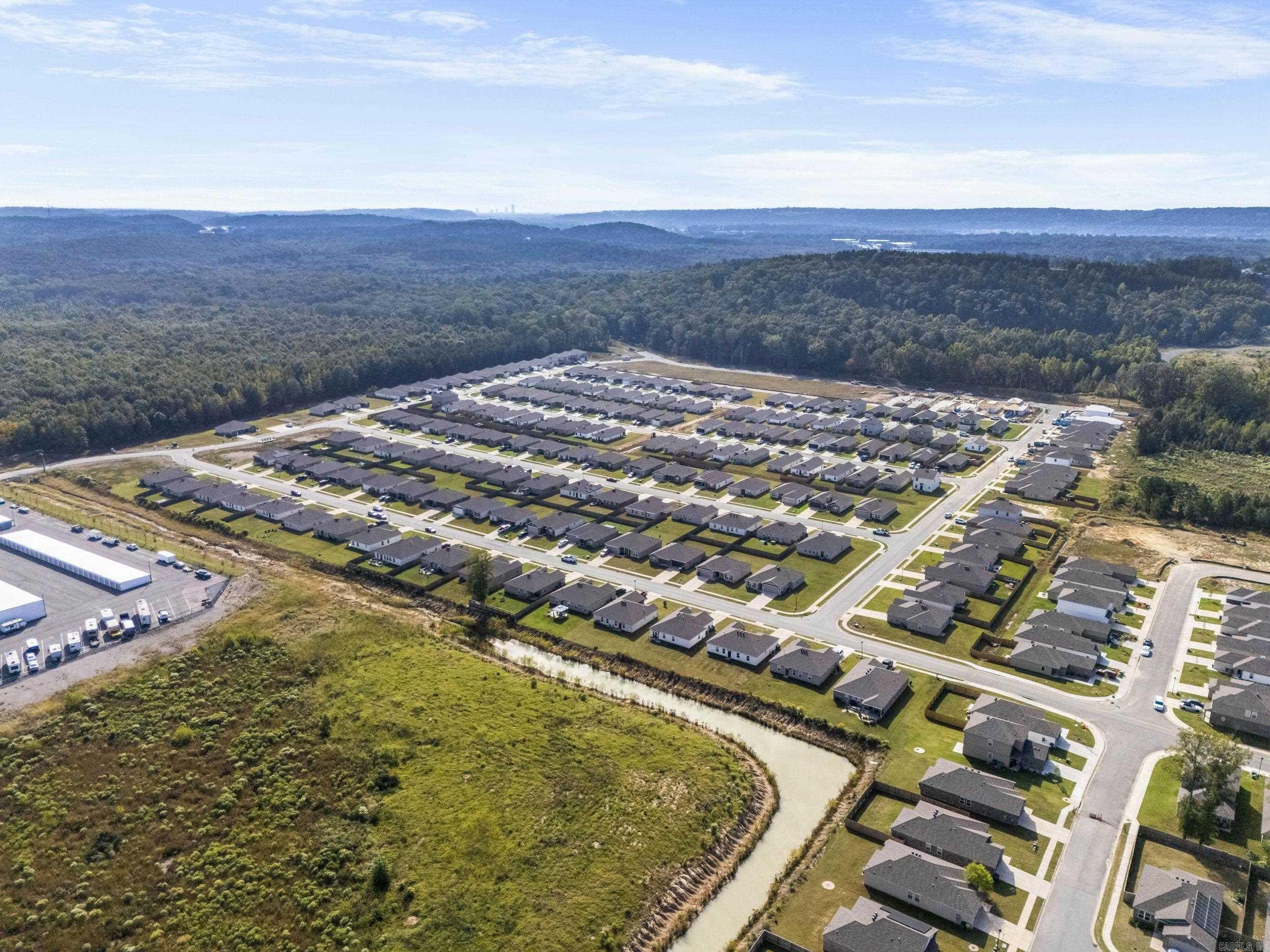 COUNTRY CLUB OF ARK THE - Residential