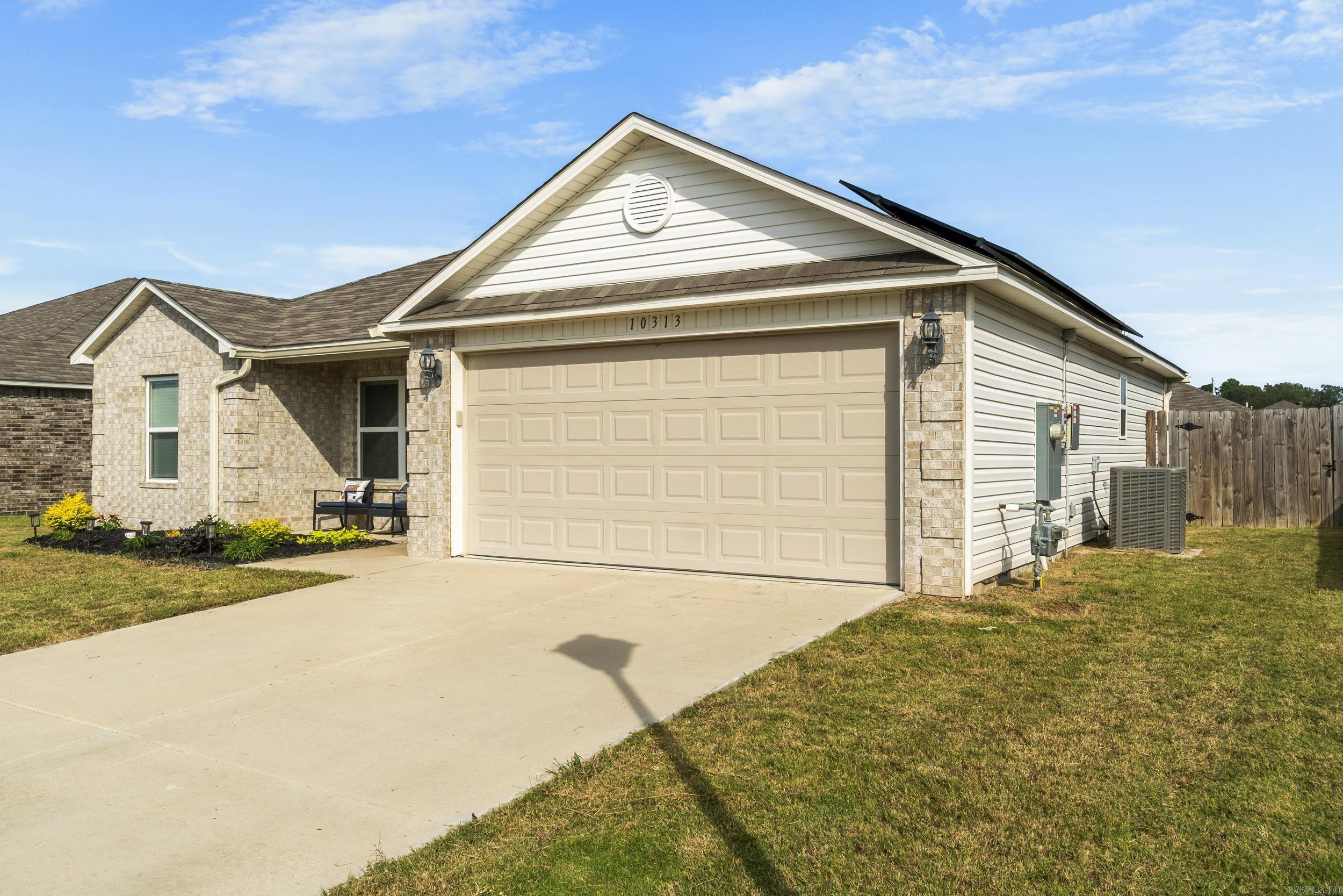 COUNTRY CLUB OF ARK THE - Residential