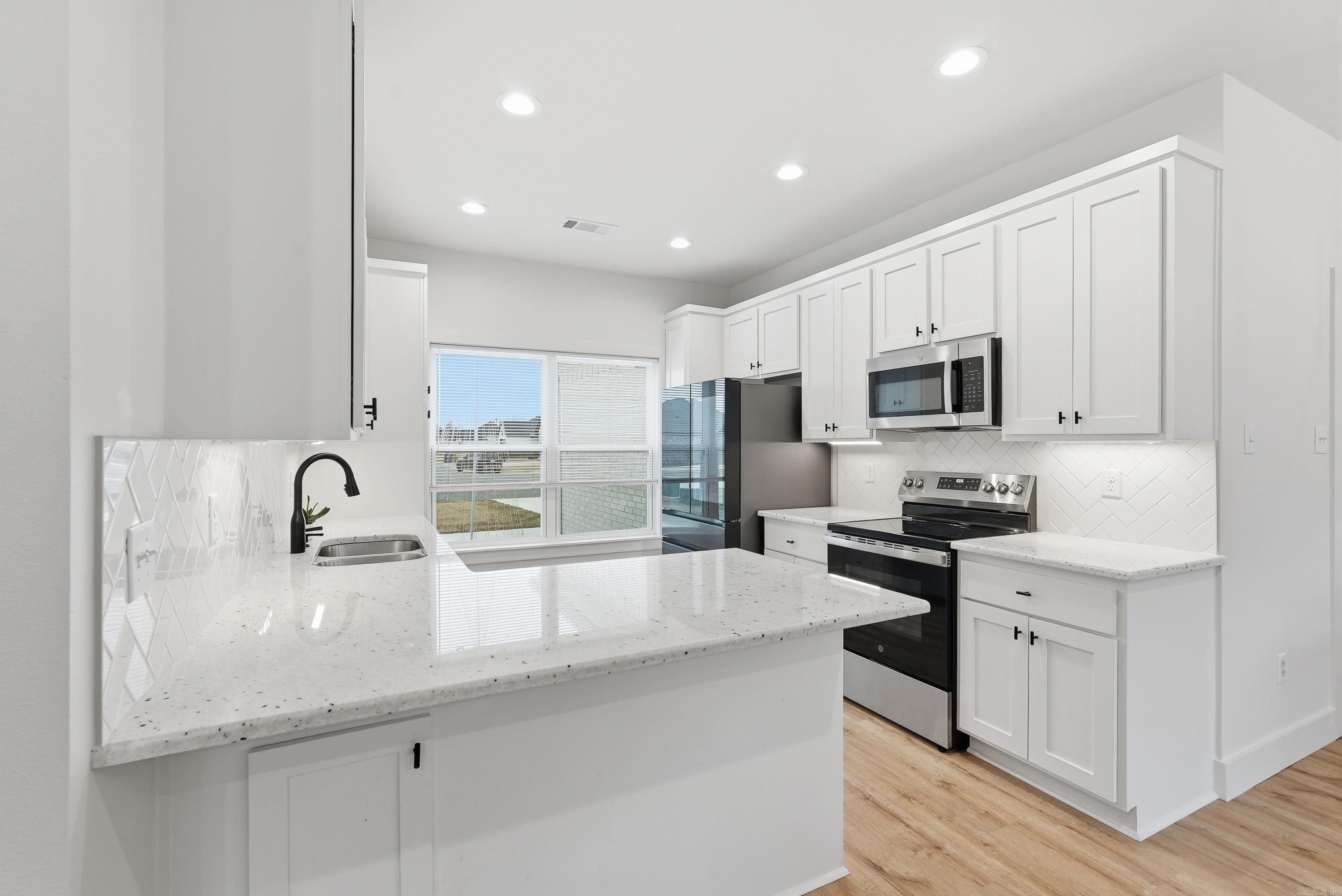 East Meadow - Residential