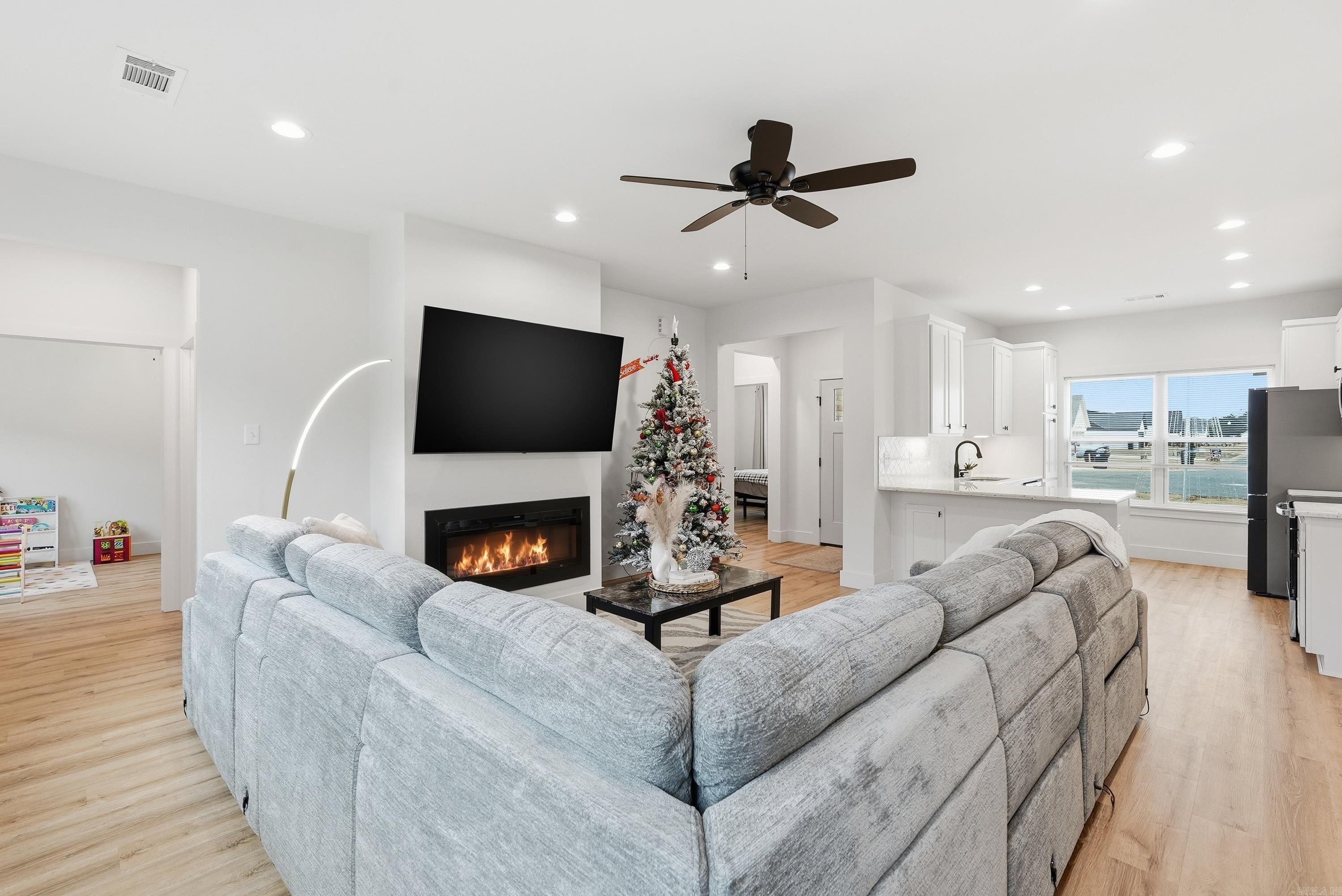 East Meadow - Residential