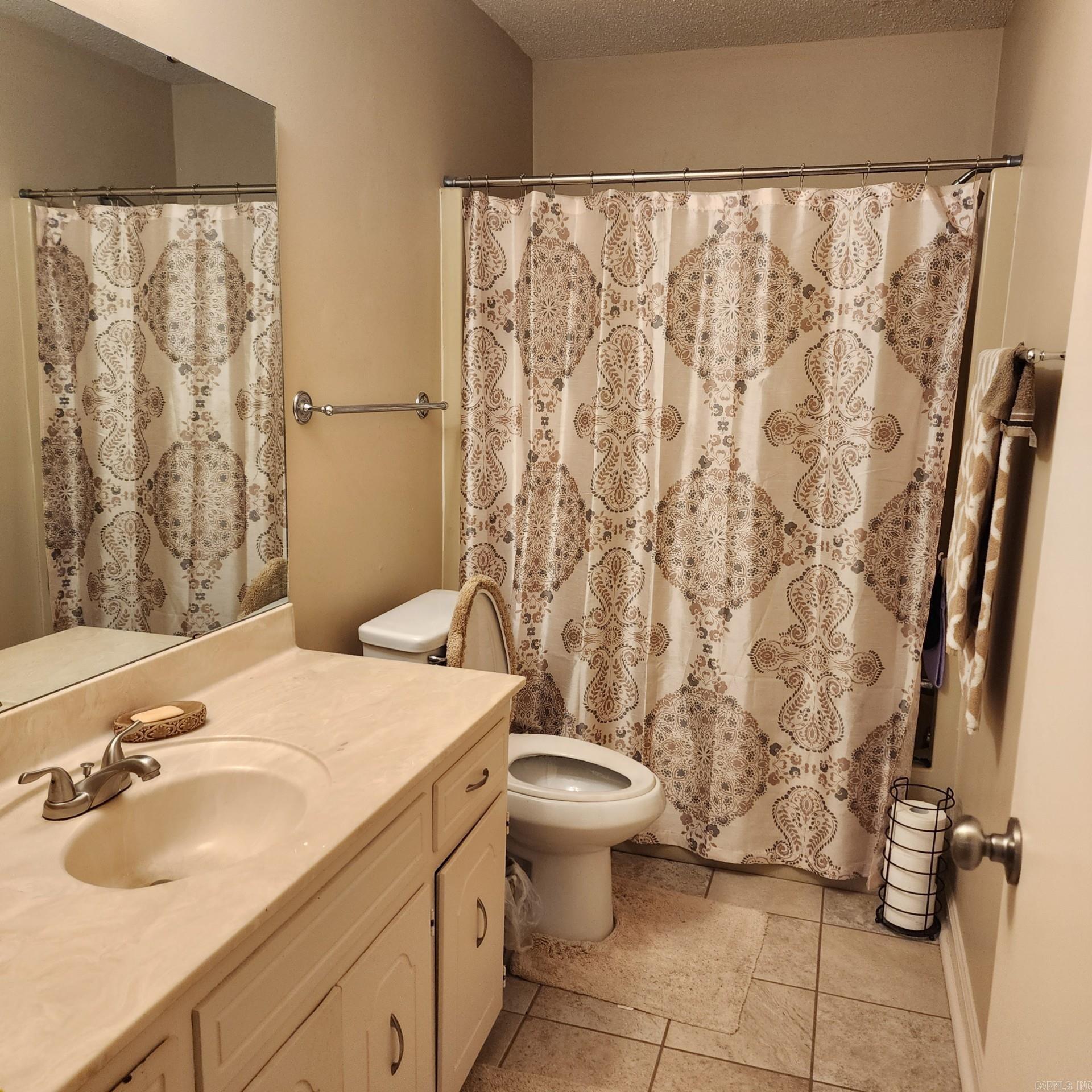 STONEWALL - Residential