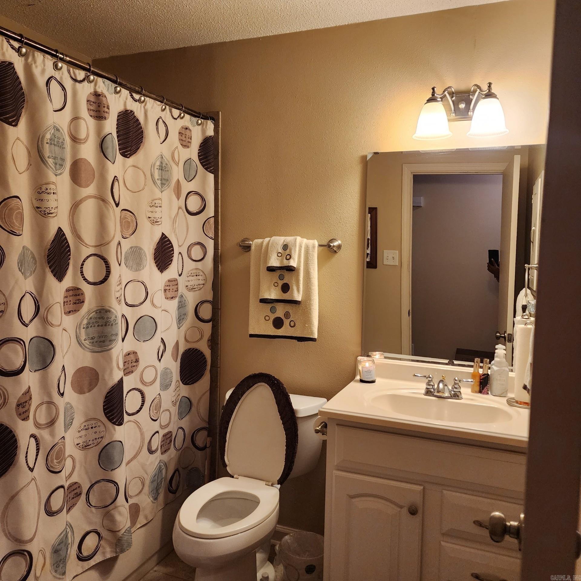 STONEWALL - Residential