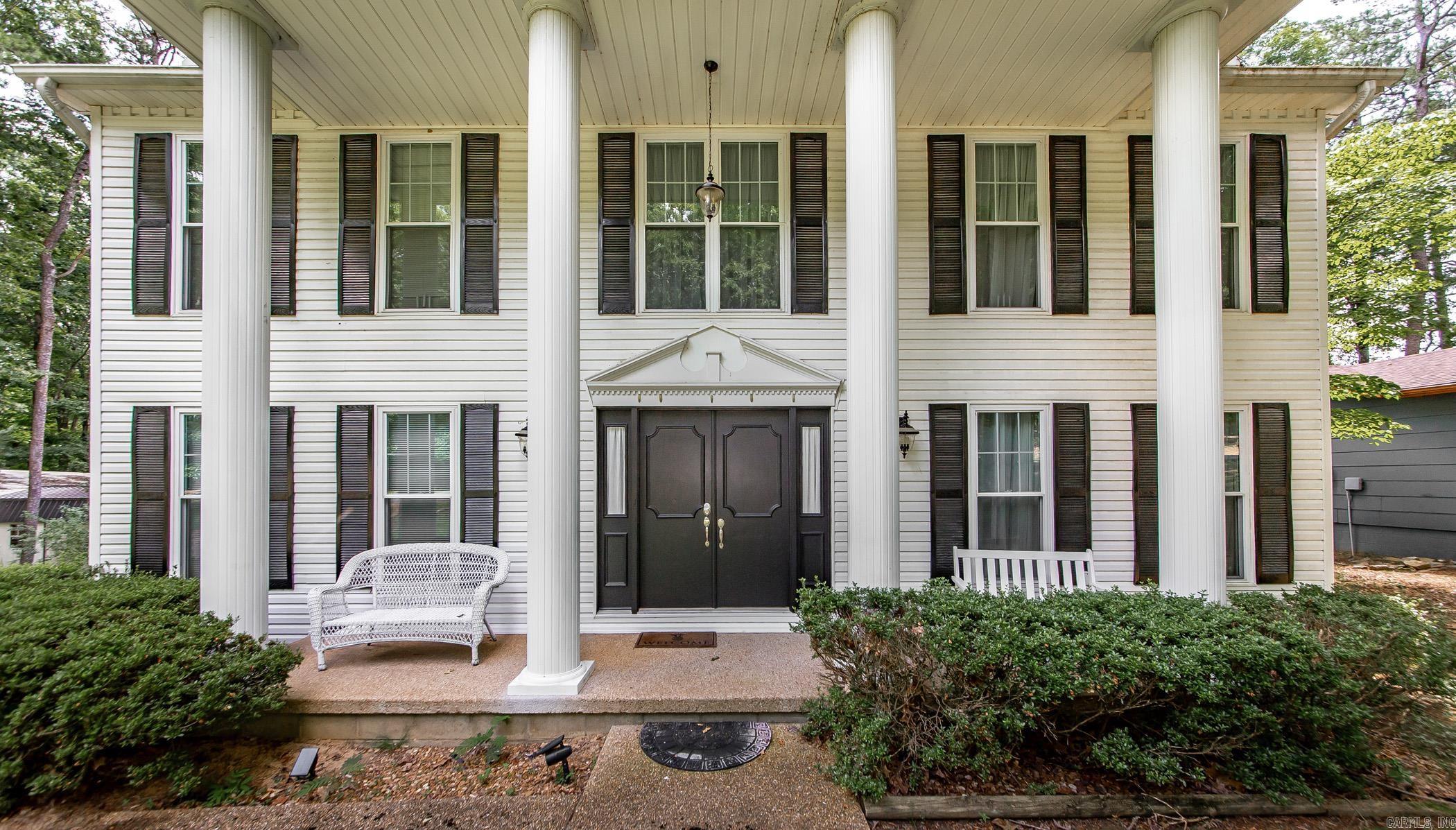 CASTLE RIDGE - Residential