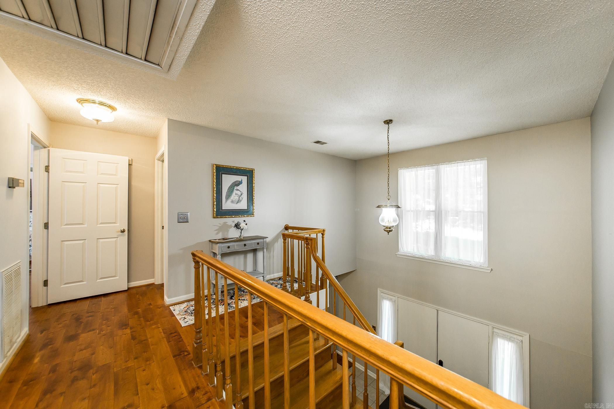 CASTLE RIDGE - Residential