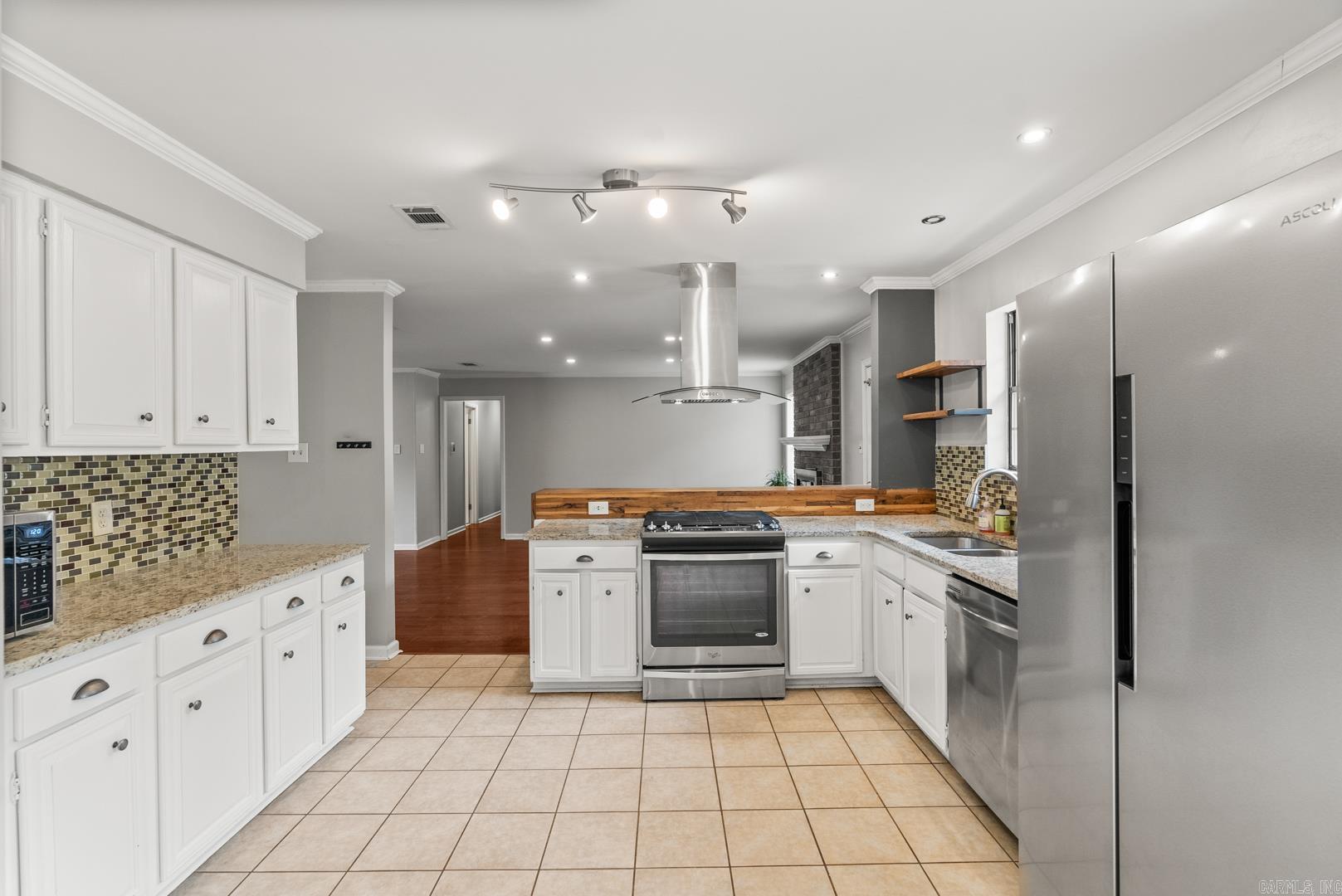 Marlowe Manor - Residential