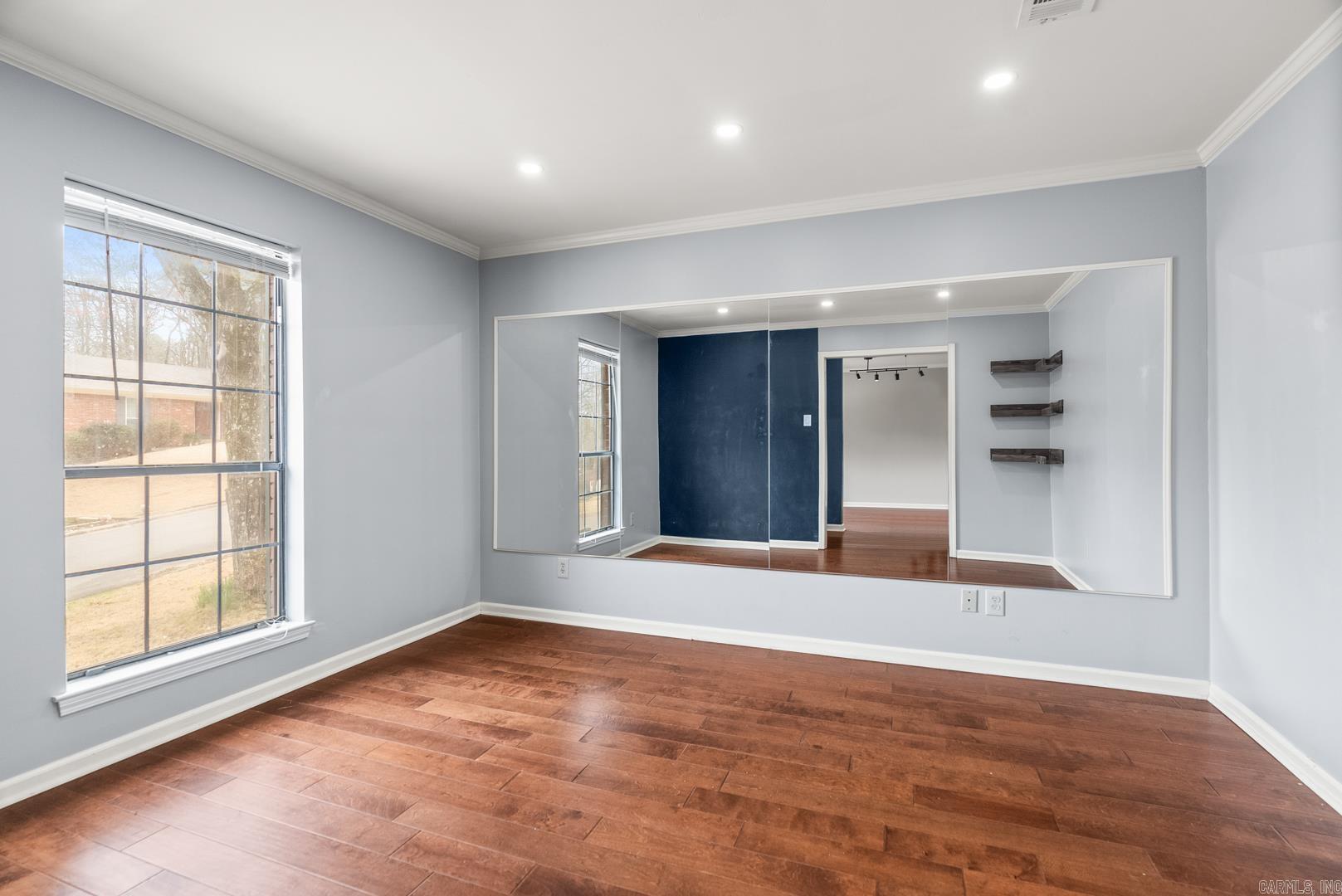 Marlowe Manor - Residential