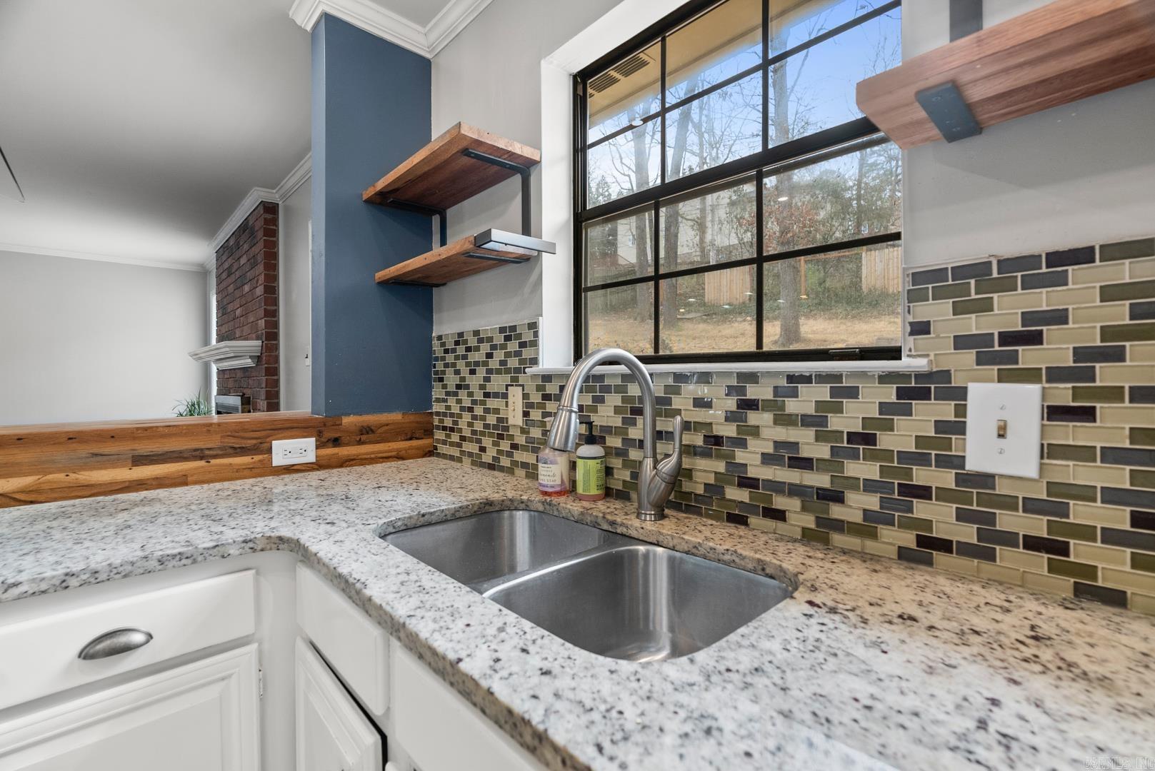 Marlowe Manor - Residential