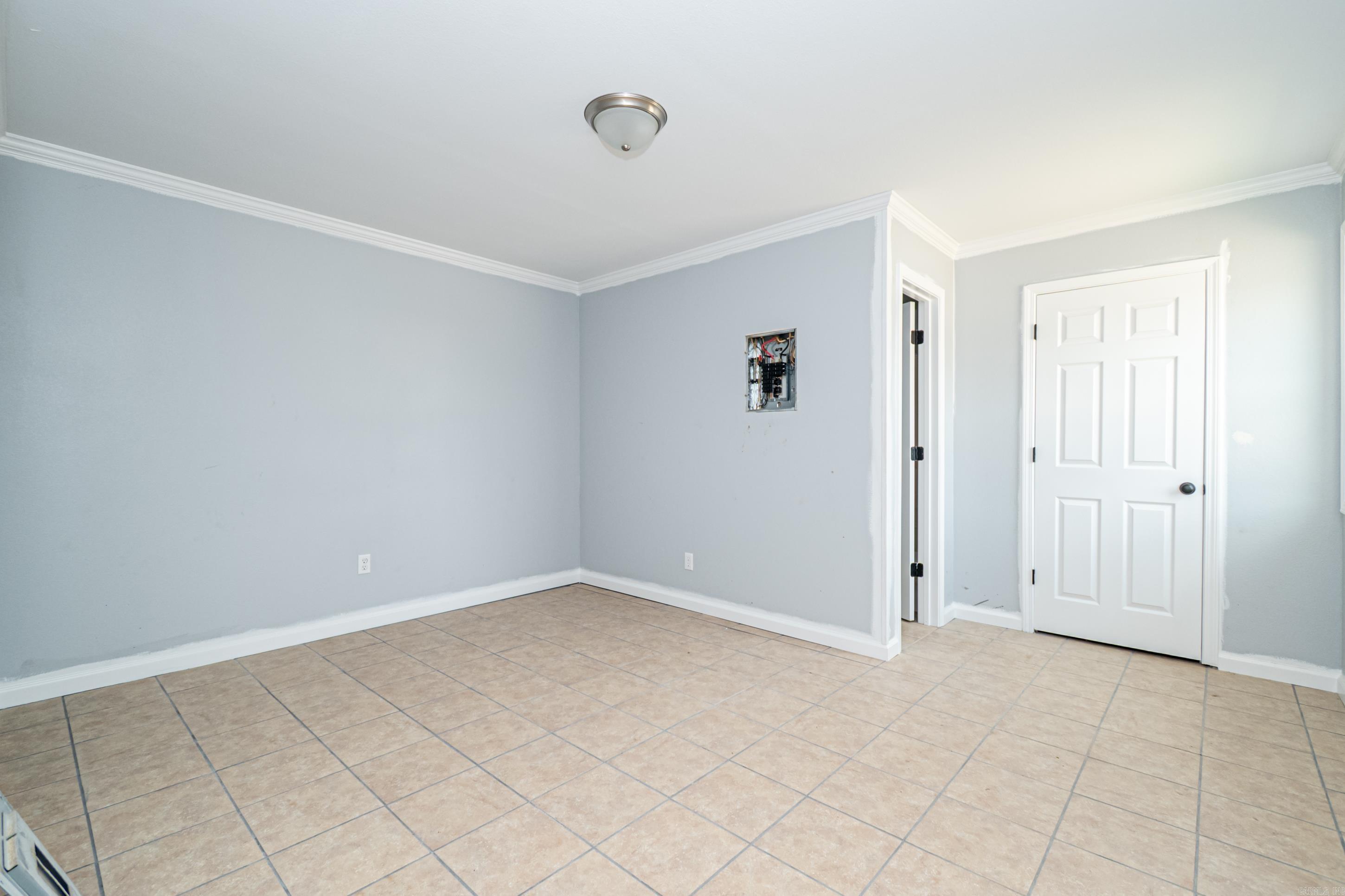 Monticello Original - Commercial Sale