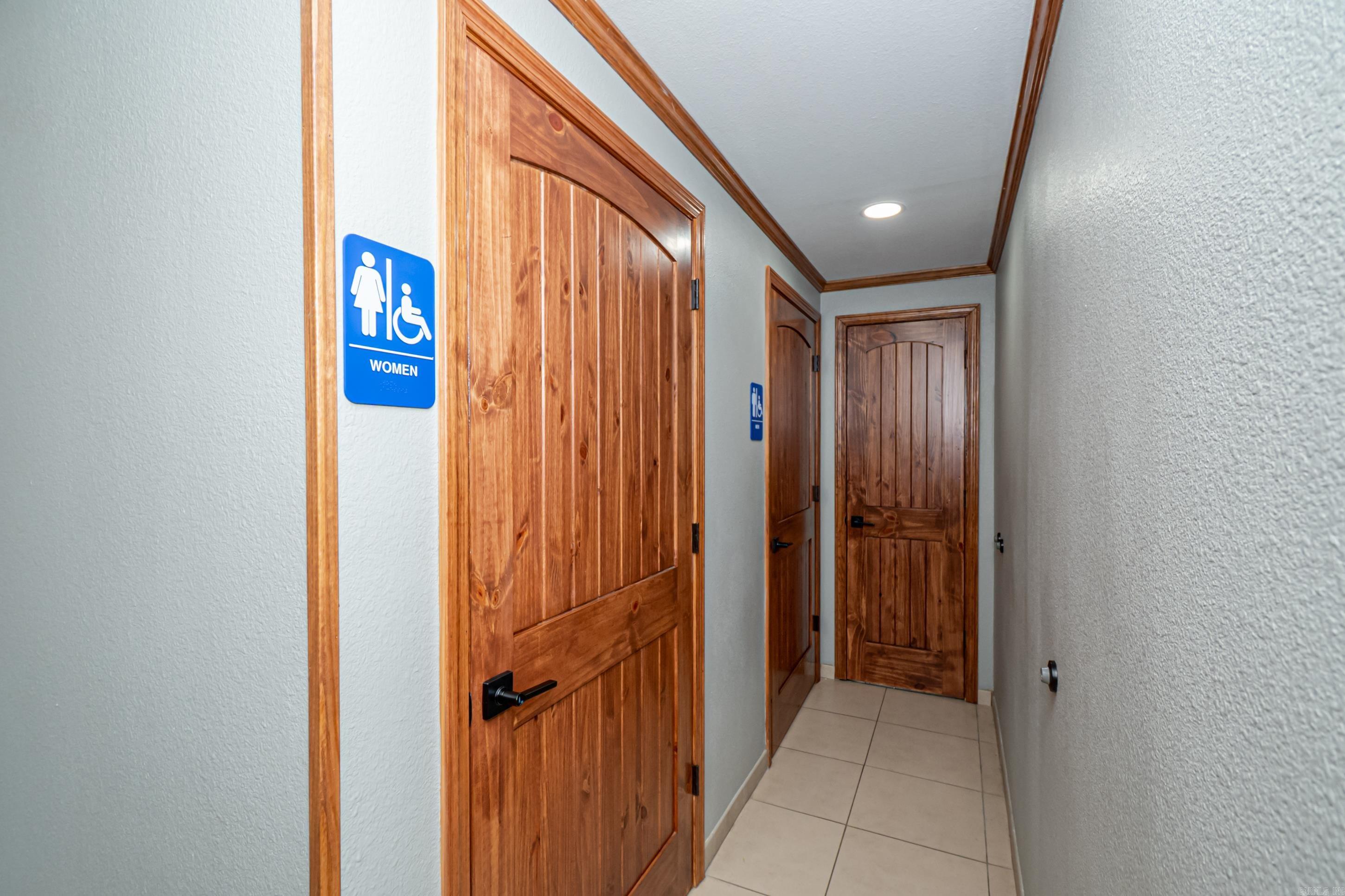 Monticello Original - Commercial Sale