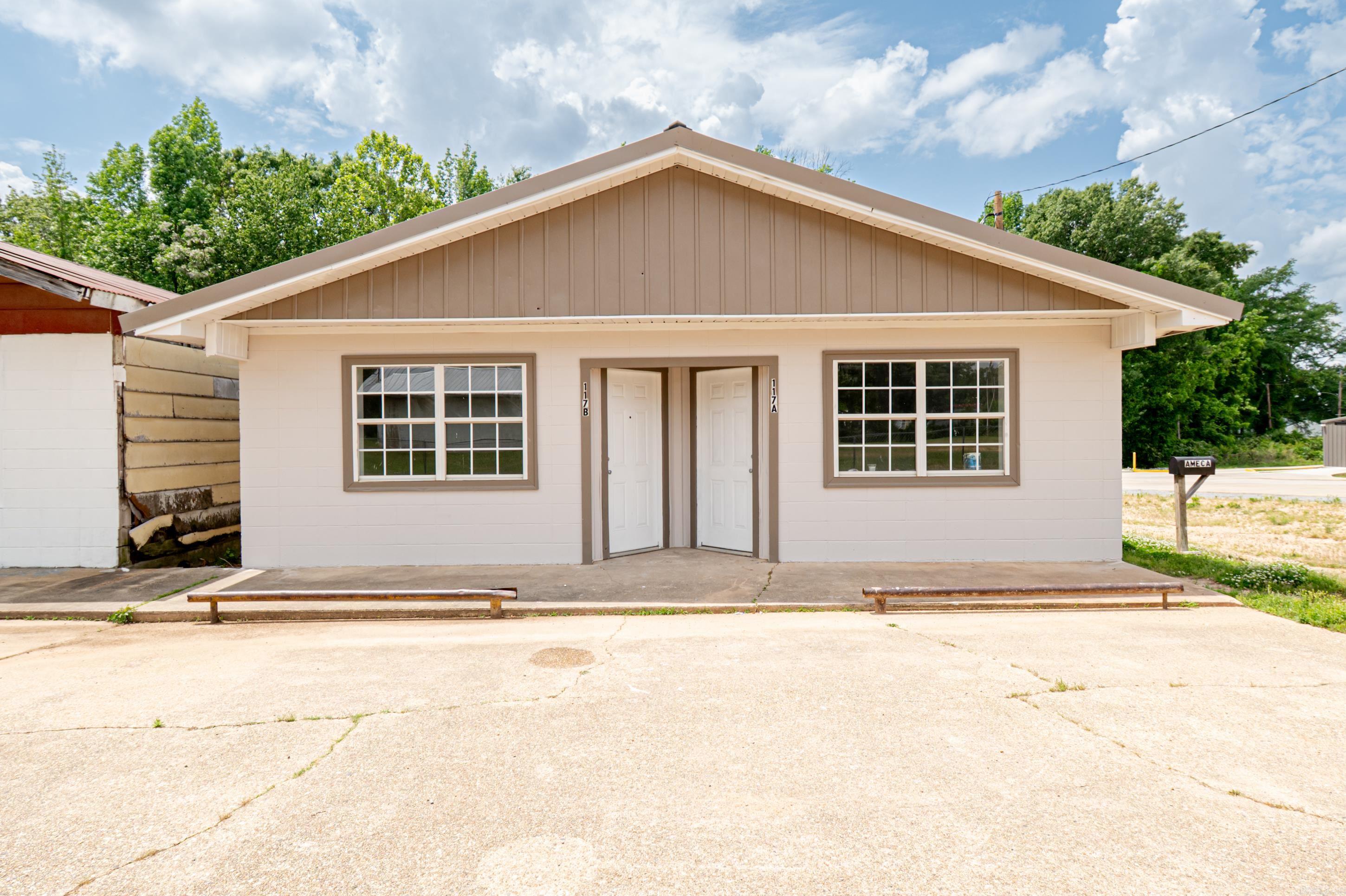 Monticello Original - Commercial Sale