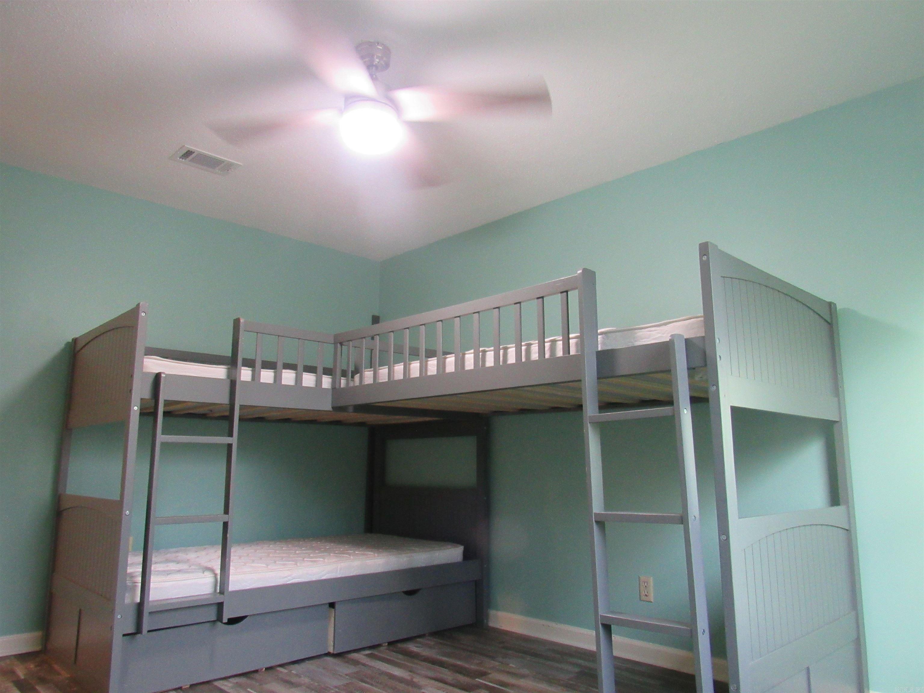 DEEREWOOD - Residential