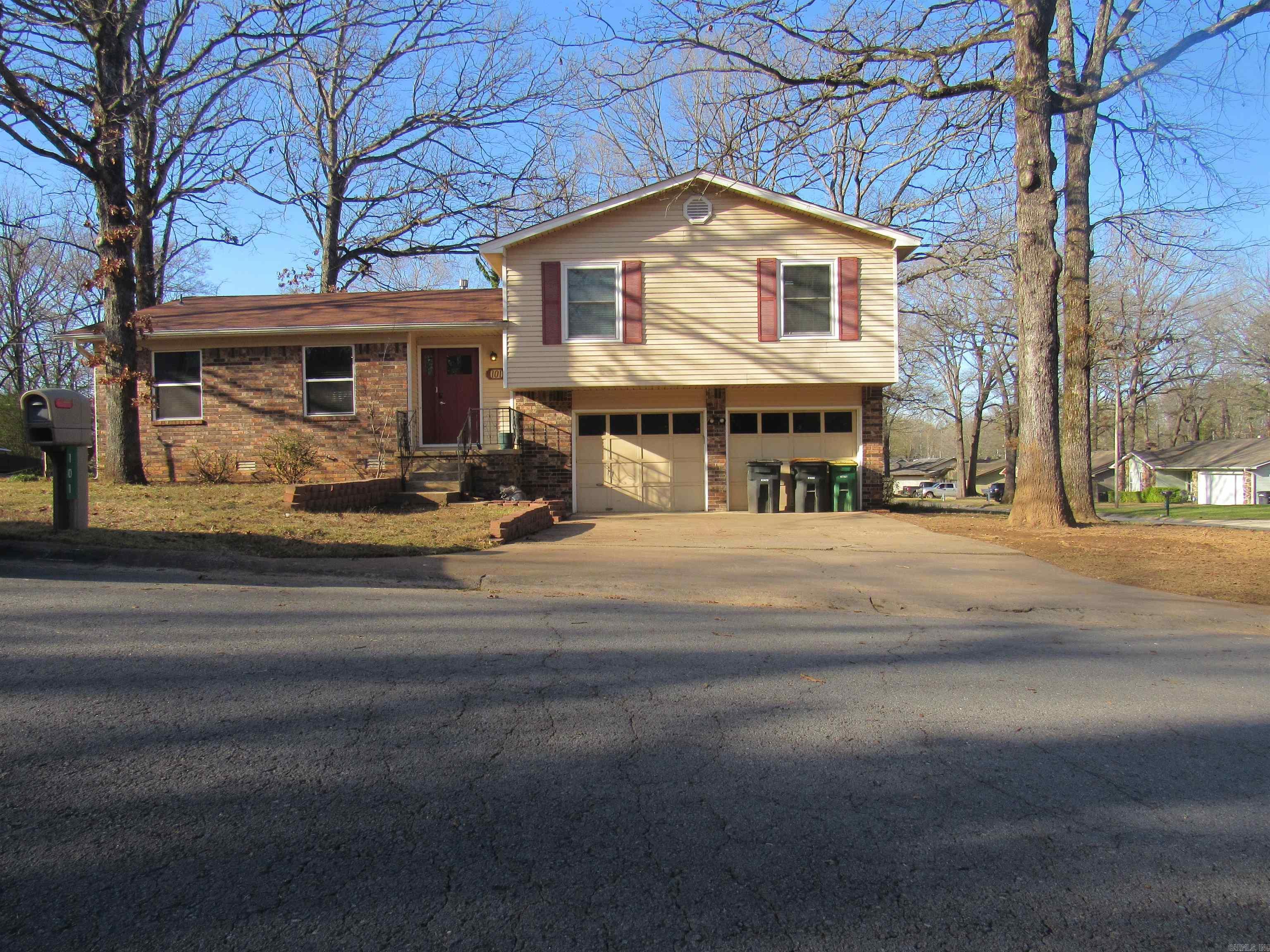 DEEREWOOD - Residential