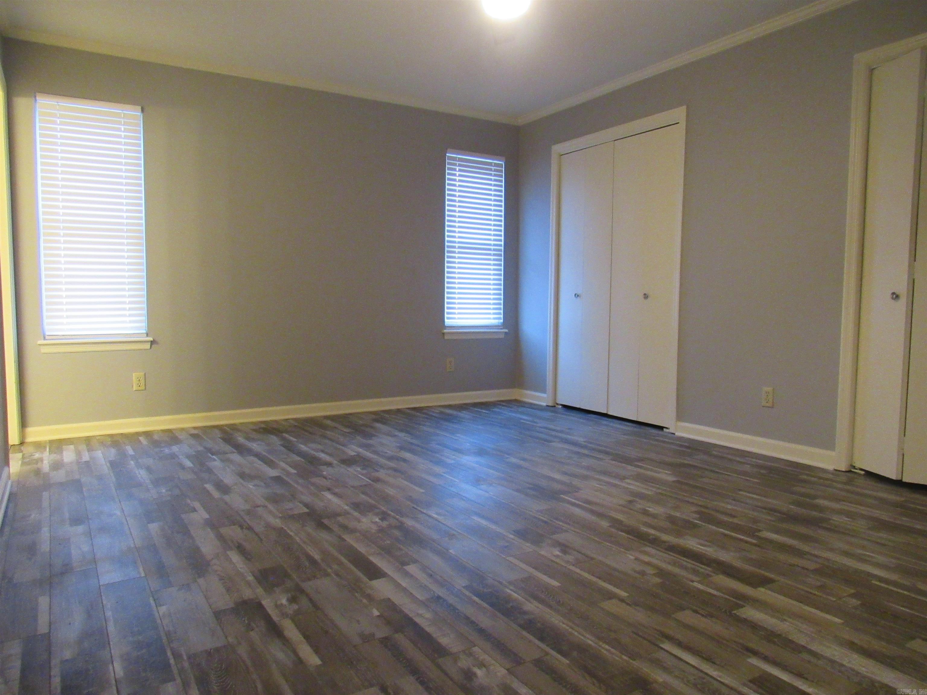 DEEREWOOD - Residential