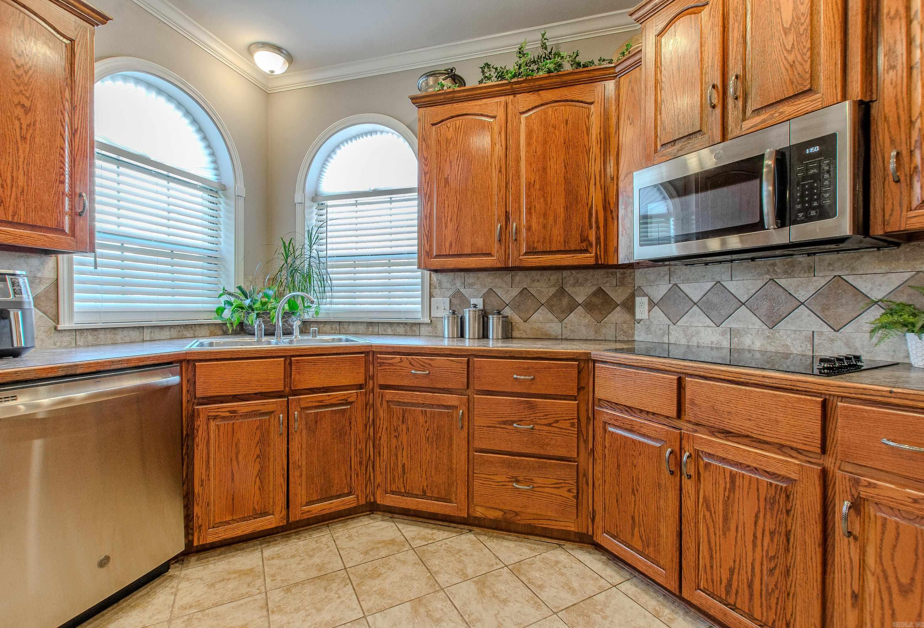 OAK RIDGE RANCH - Residential