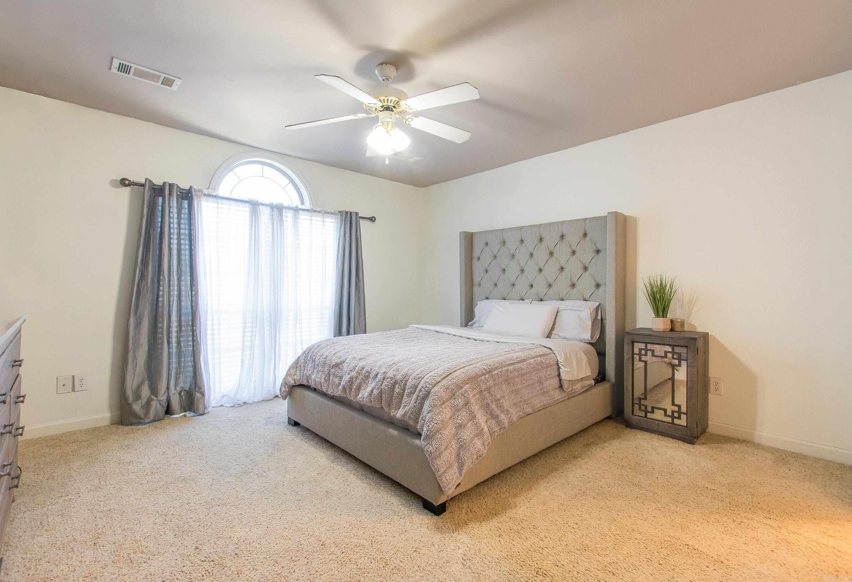 OAK RIDGE RANCH - Residential