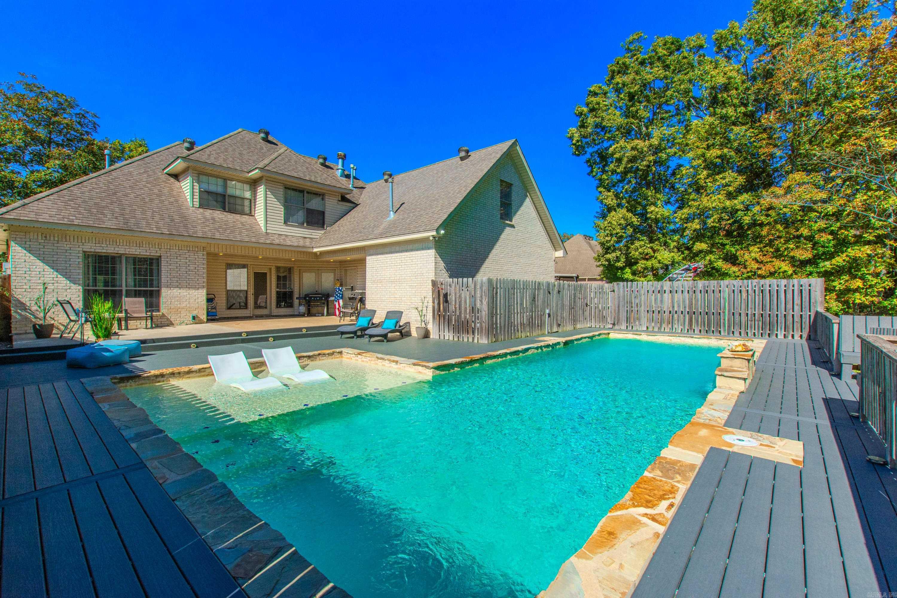 OAK RIDGE RANCH - Residential