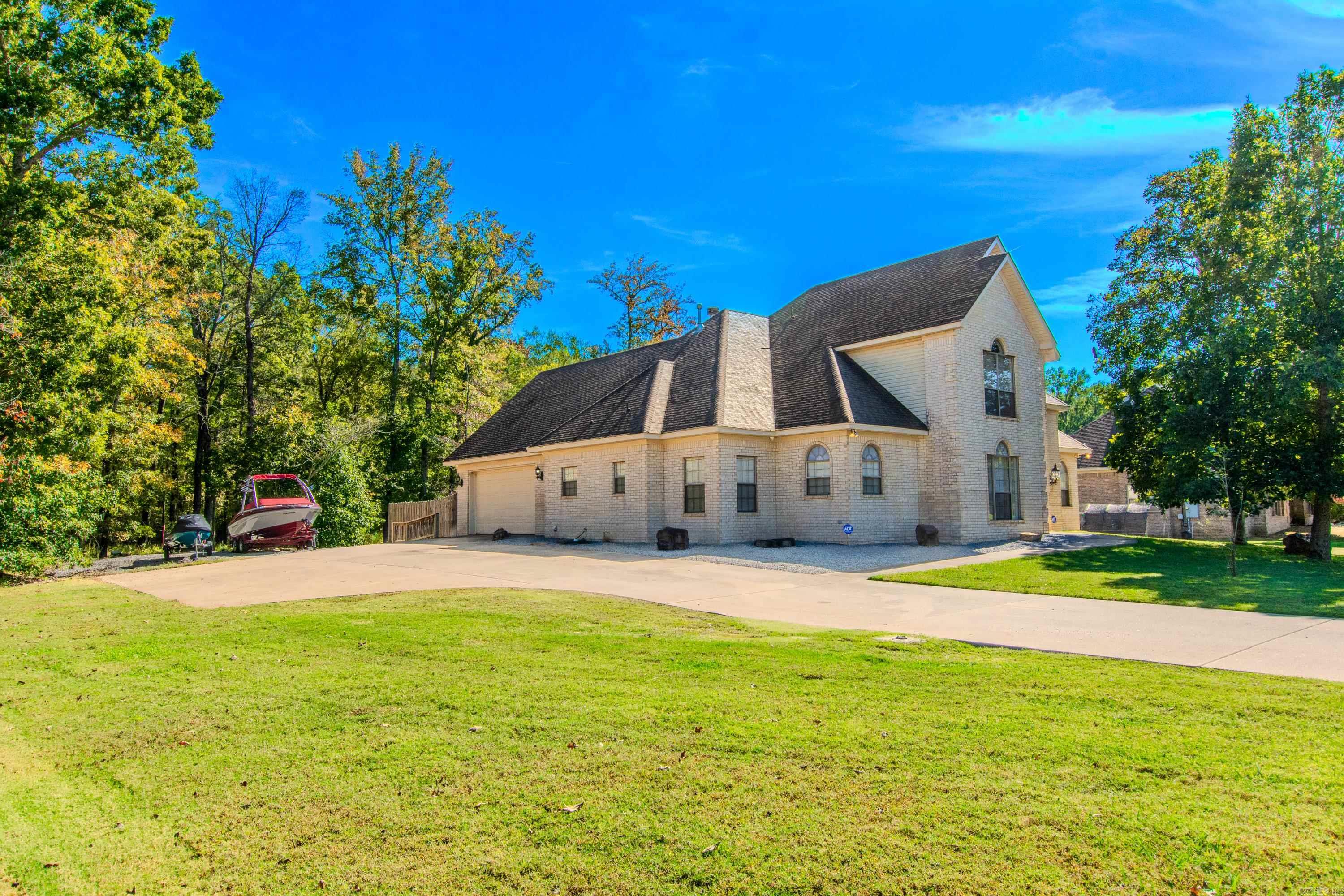 OAK RIDGE RANCH - Residential