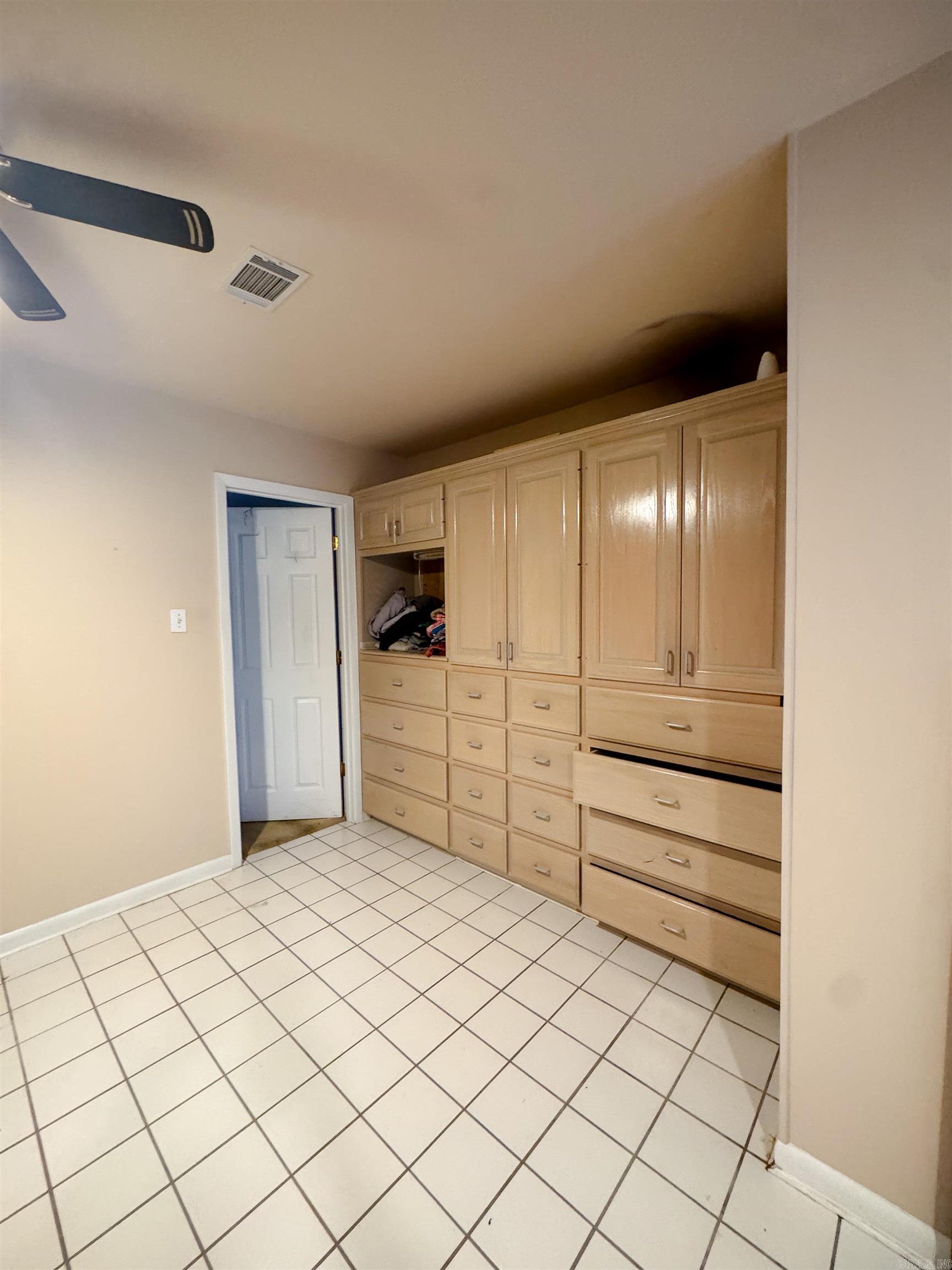 WELLINGTON POINTE ANNEX - Residential