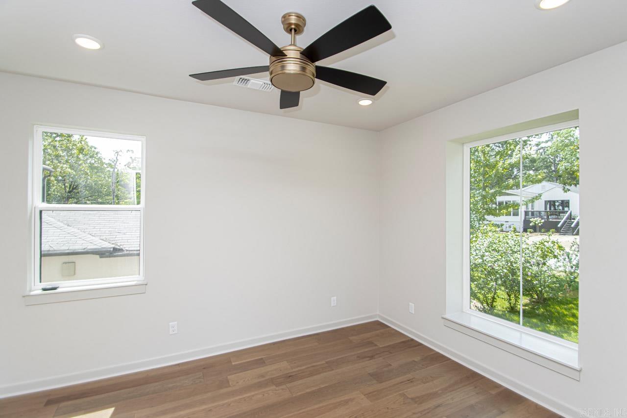 CAMMACK WOODS - Residential