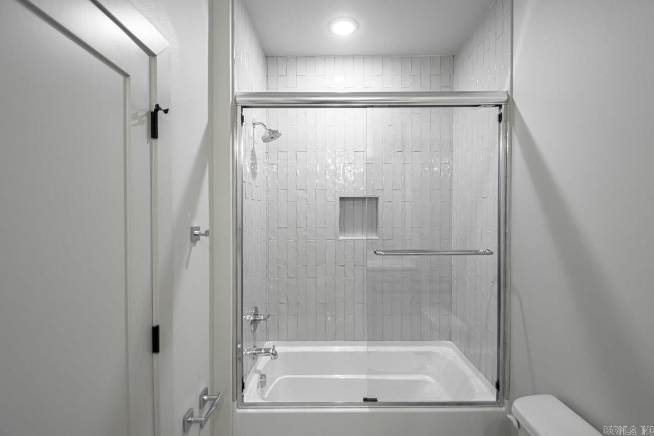 CAMMACK WOODS - Residential