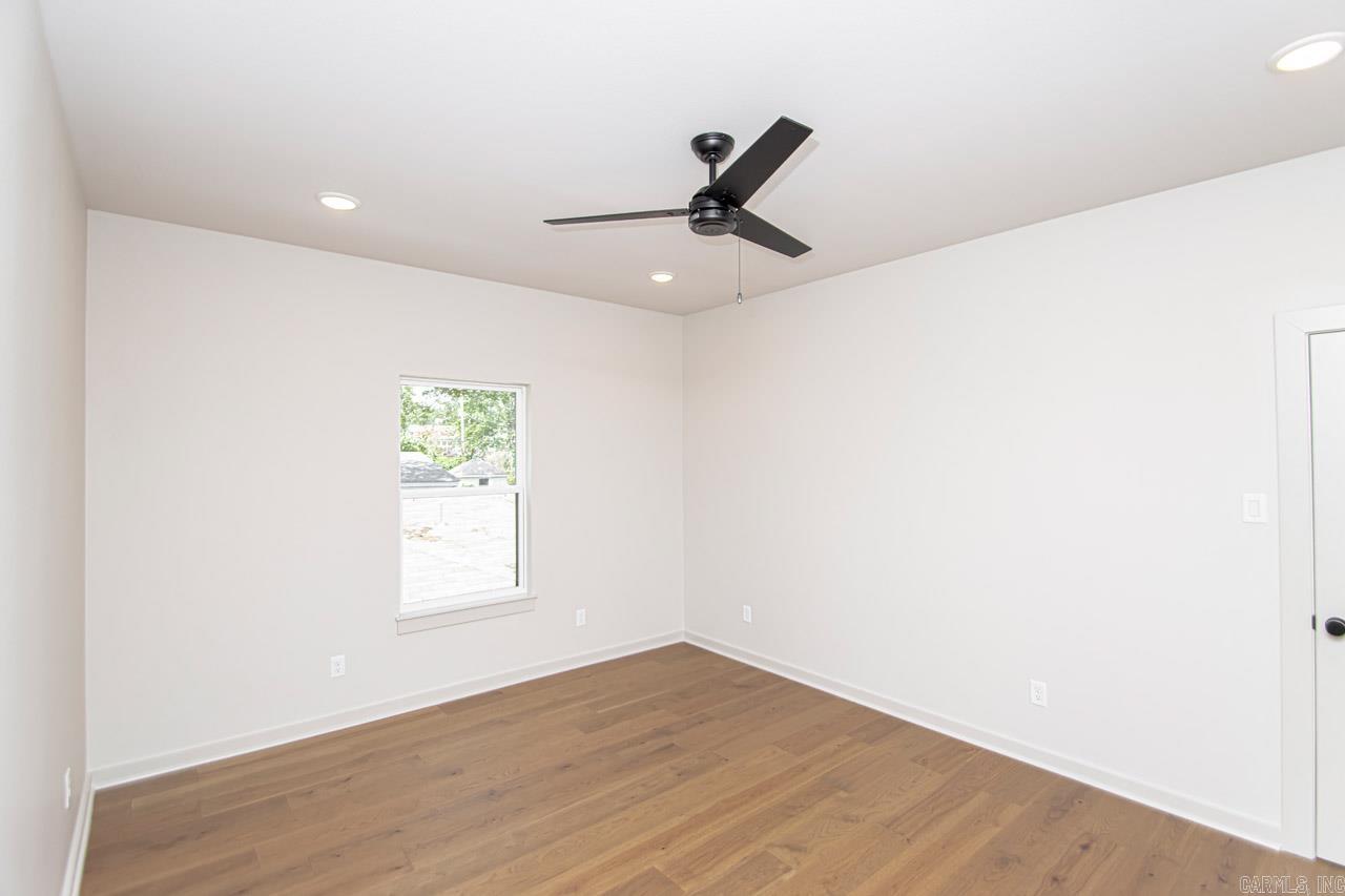 CAMMACK WOODS - Residential