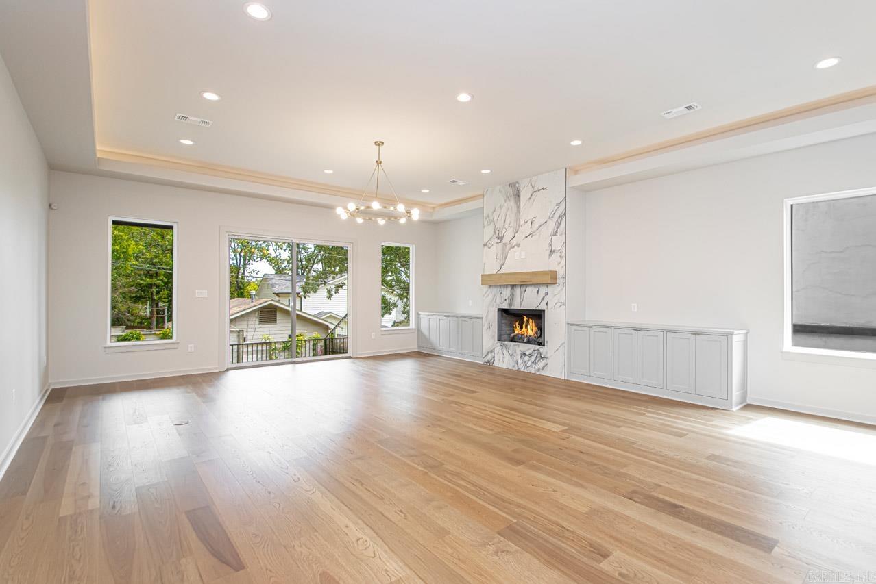 CAMMACK WOODS - Residential