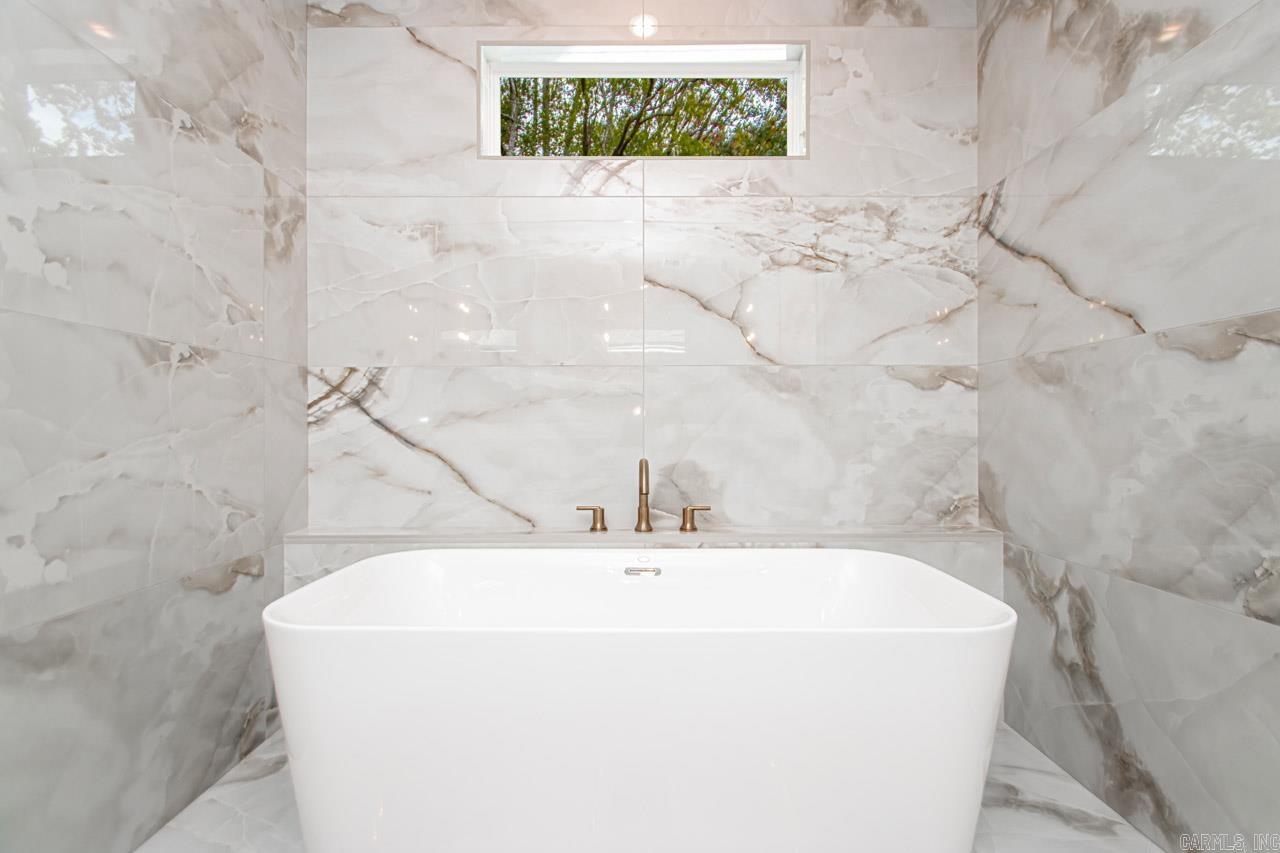 CAMMACK WOODS - Residential