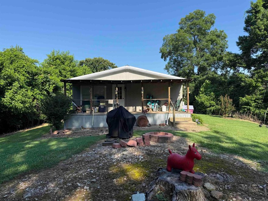 Mobile home in a quiet setting