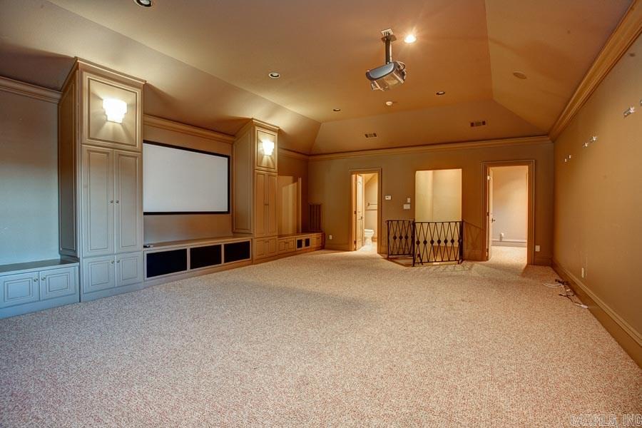 HICKORY CREEK - Residential