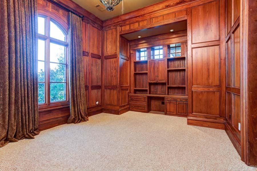 HICKORY CREEK - Residential