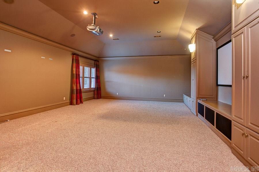 HICKORY CREEK - Residential