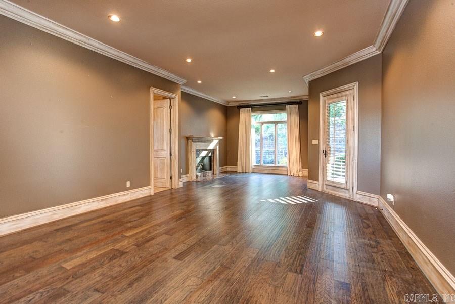 HICKORY CREEK - Residential