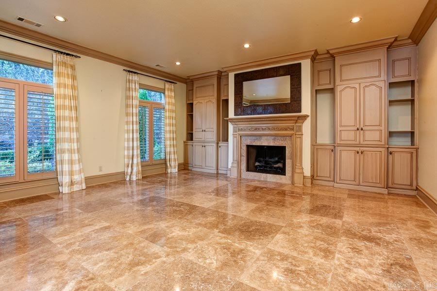 HICKORY CREEK - Residential