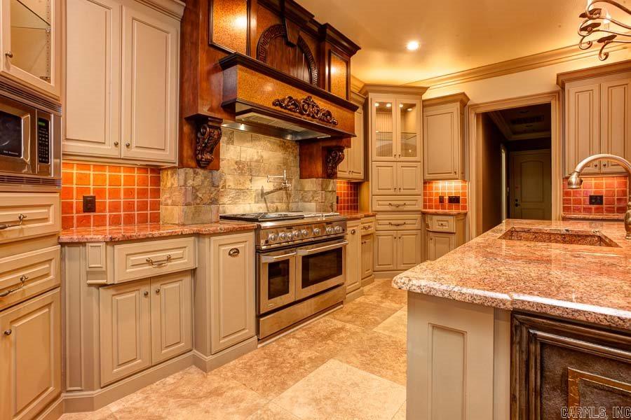 HICKORY CREEK - Residential