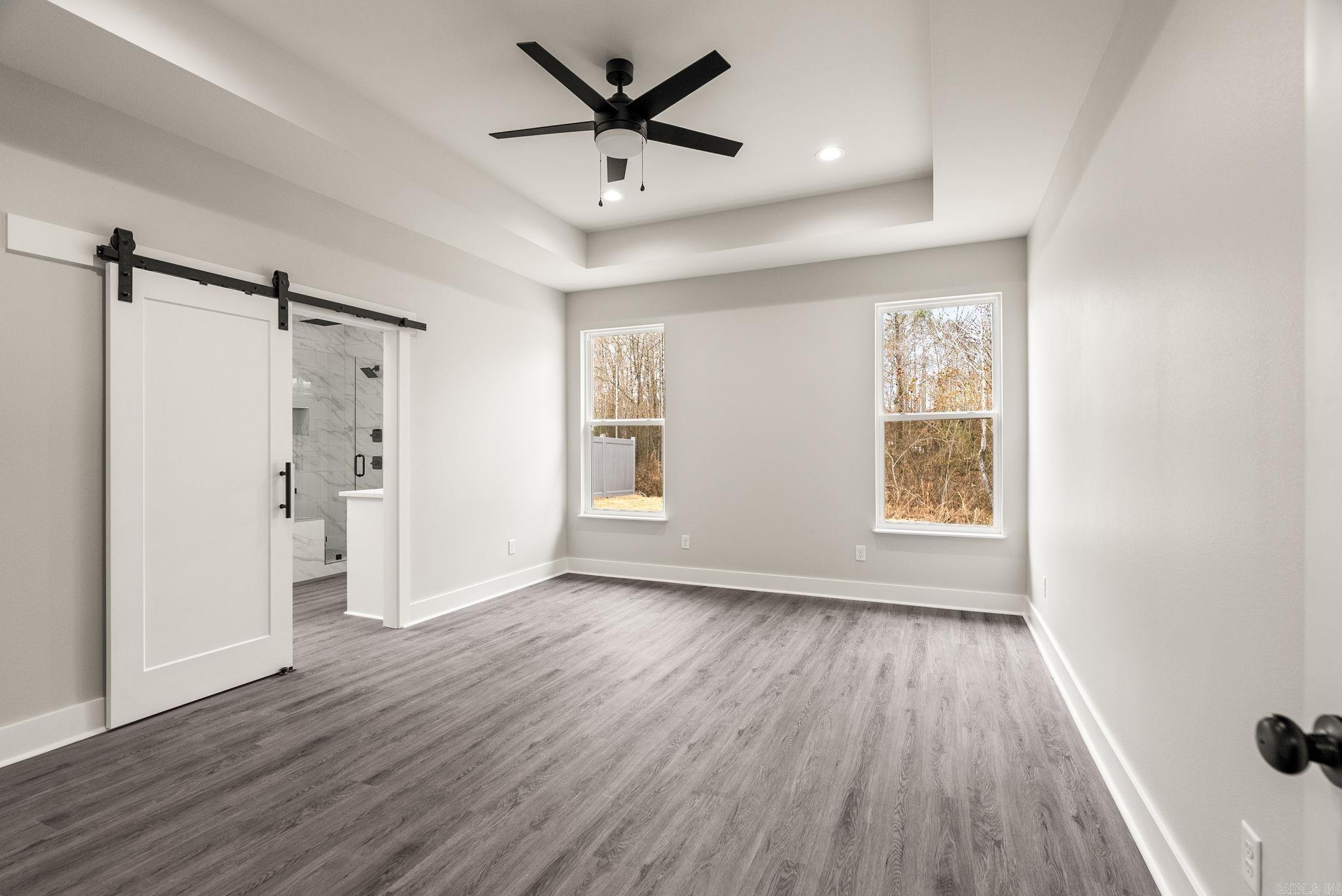 CREEKSIDE - Residential