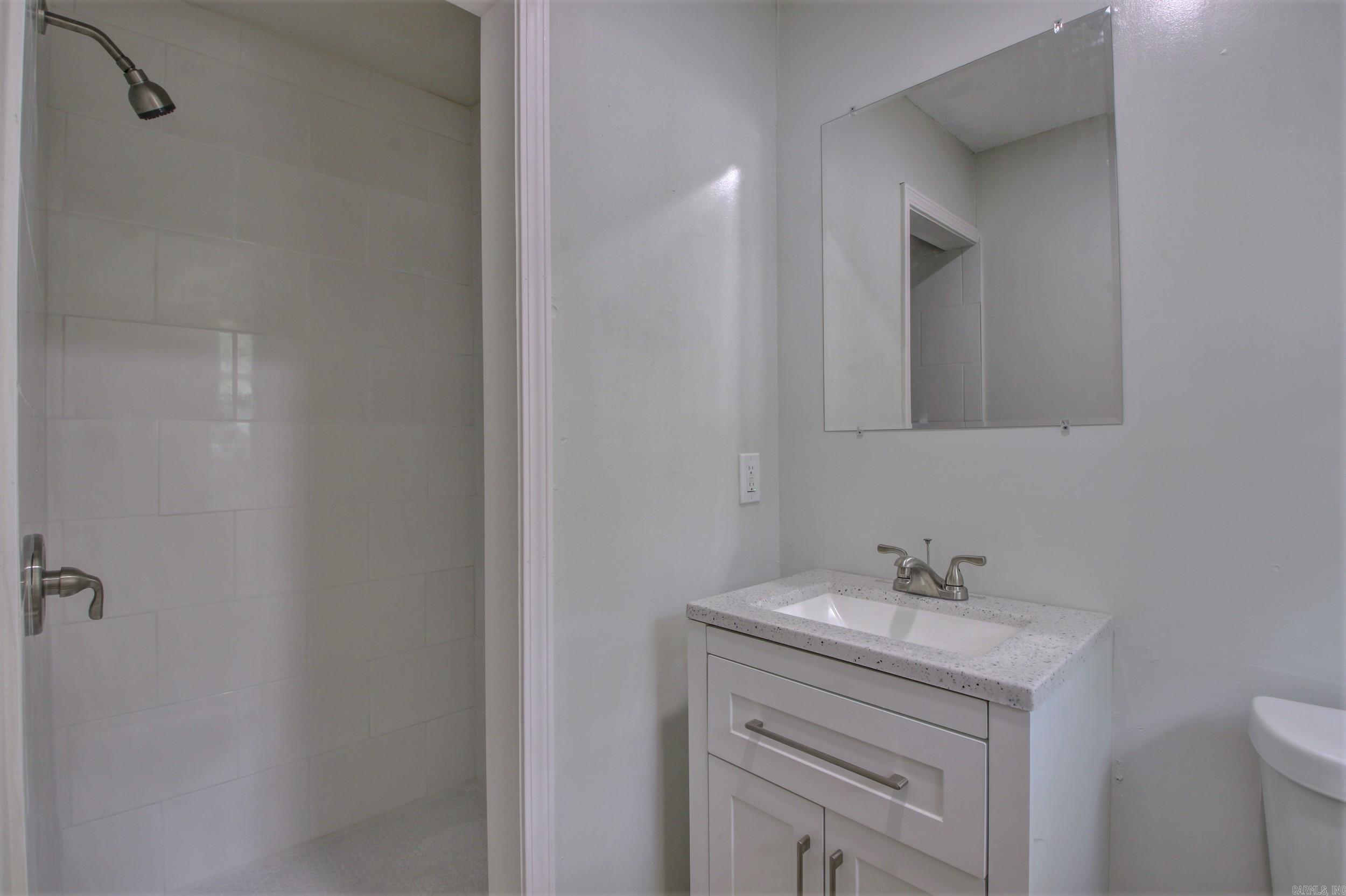 ARBOR OAKS - Residential