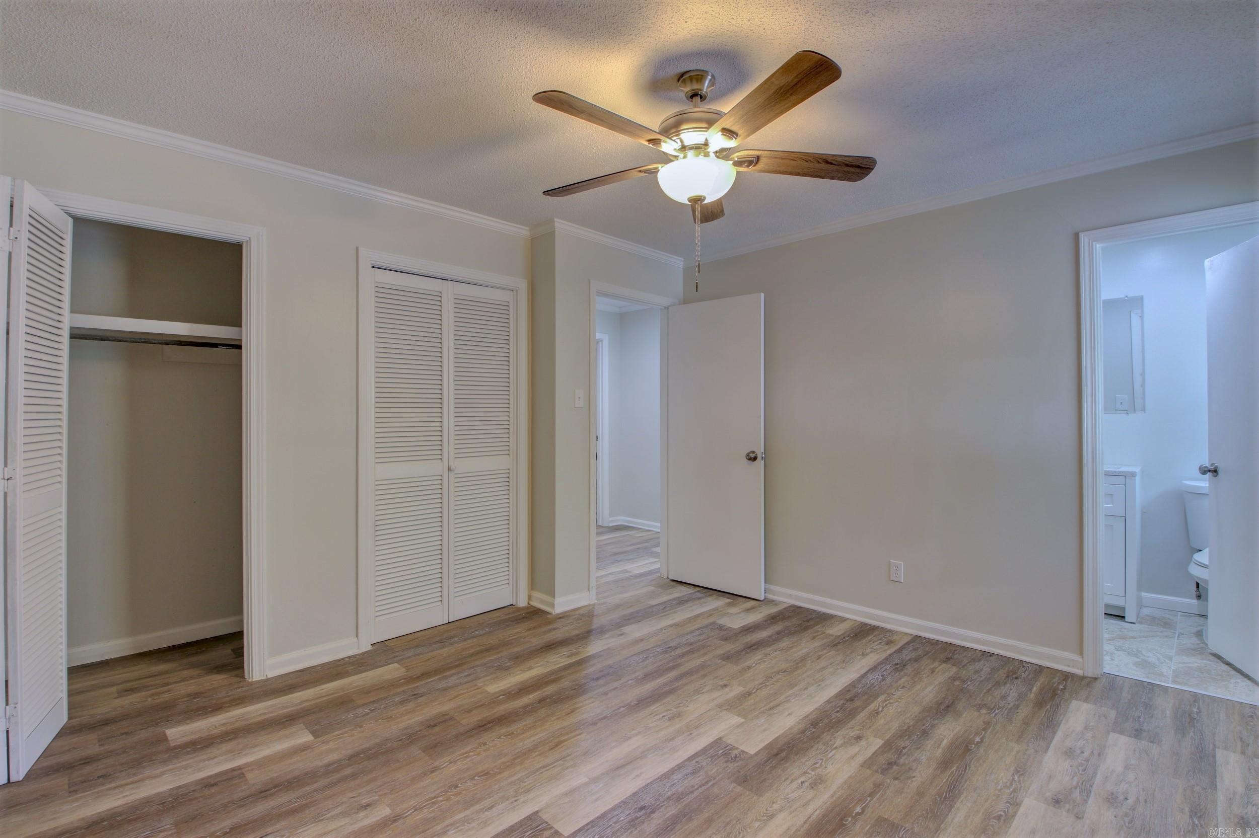 ARBOR OAKS - Residential