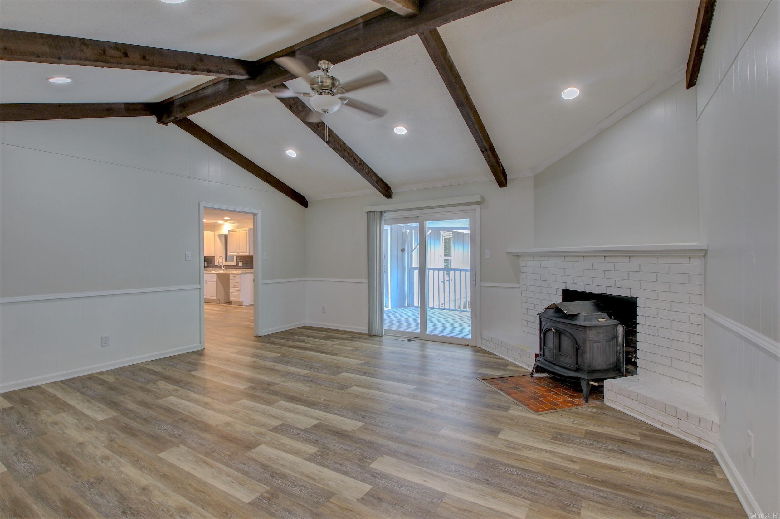 ARBOR OAKS - Residential