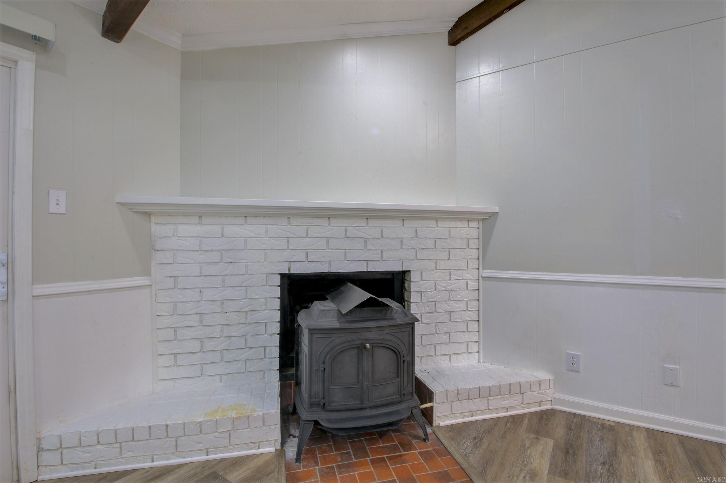 ARBOR OAKS - Residential